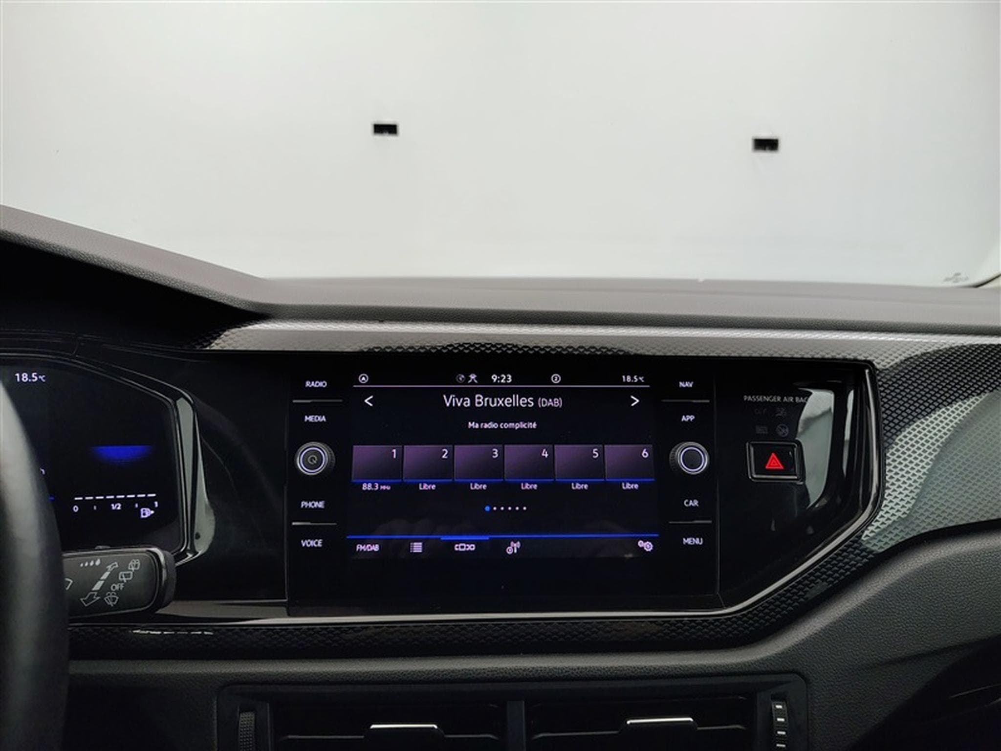 VW Polo 1.0 TSI 95Cv DSG Urban CARPLAY / CAMERA / PDC / ALU (2024) - Photo 11