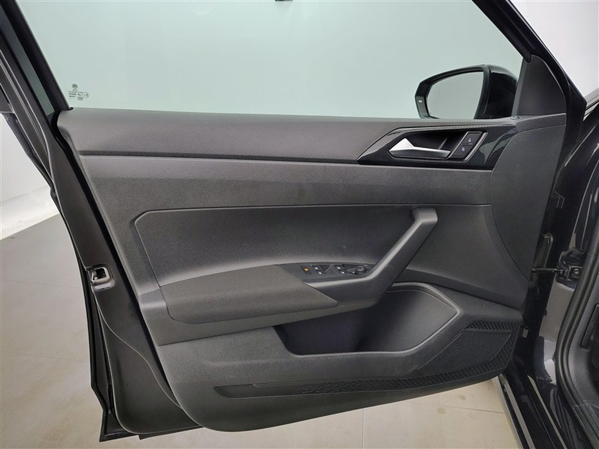 VW Polo 1.0 TSI 95Cv DSG Urban CARPLAY / CAMERA / PDC / ALU (2024) - Photo 17