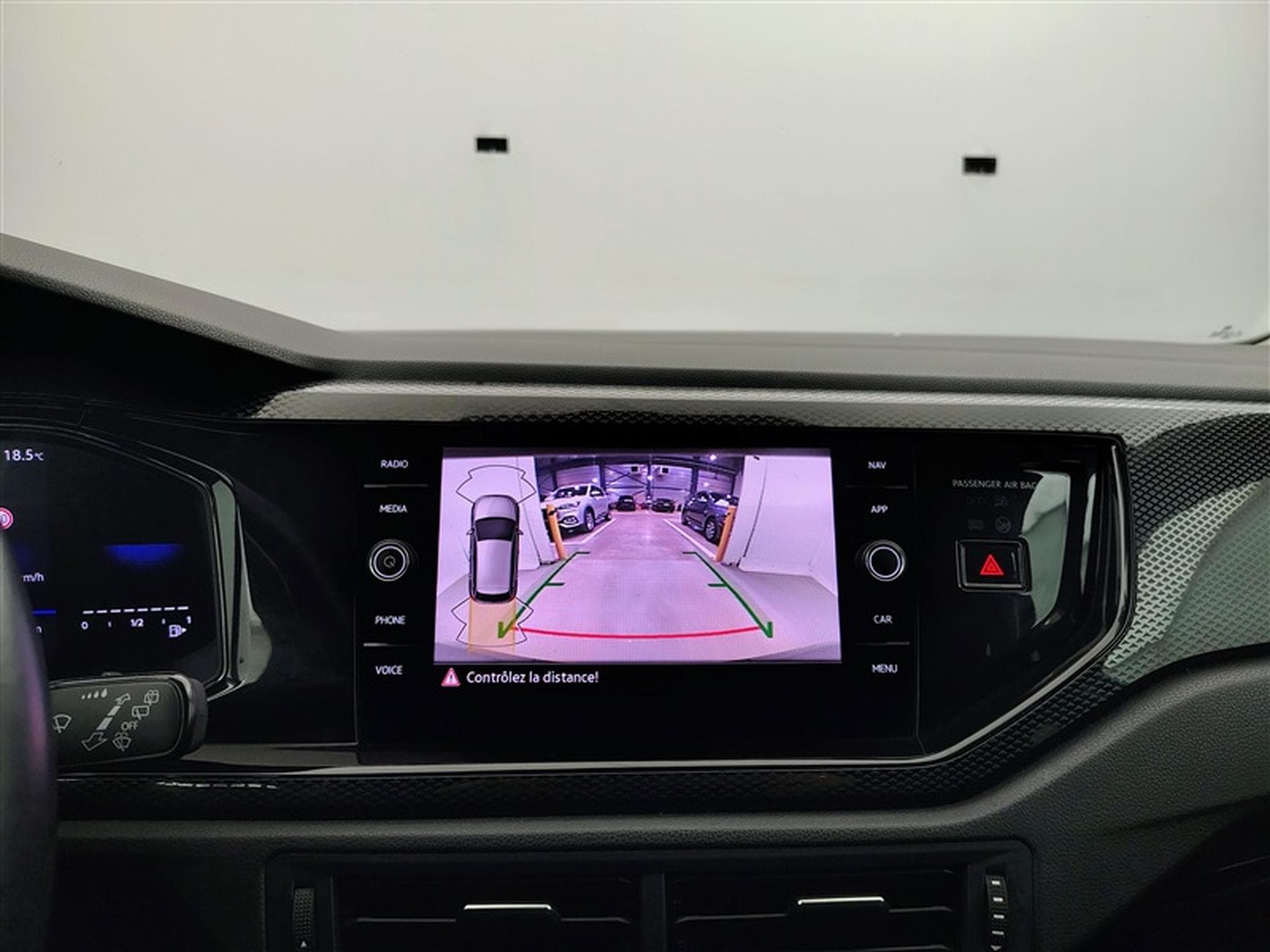 VW Polo 1.0 TSI 95Cv DSG Urban CARPLAY / CAMERA / PDC / ALU (2024) - Photo 18