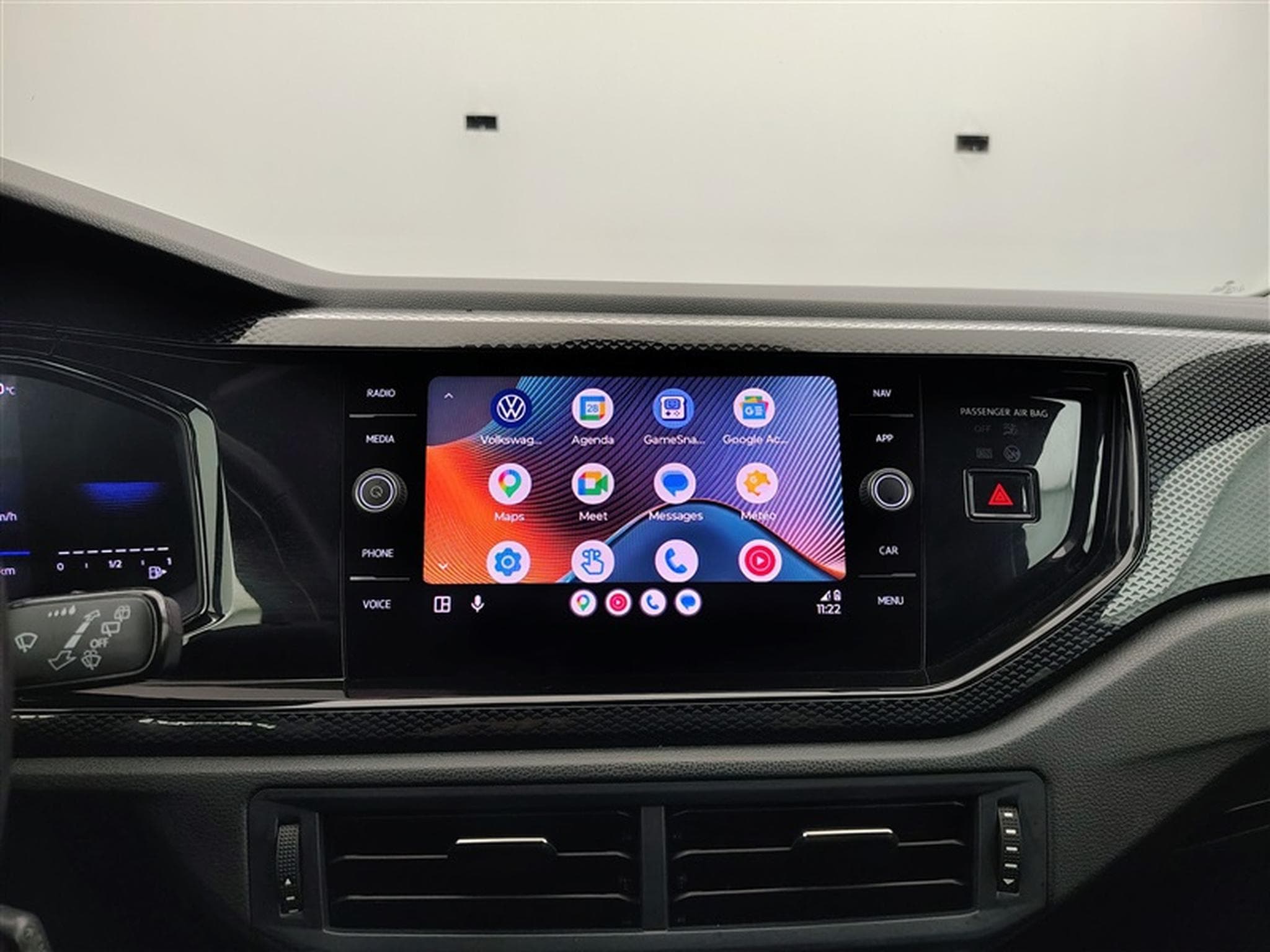 VW Polo 1.0 TSI 95Cv DSG Urban CARPLAY / CAMERA / PDC / ALU (2024) - Photo 20