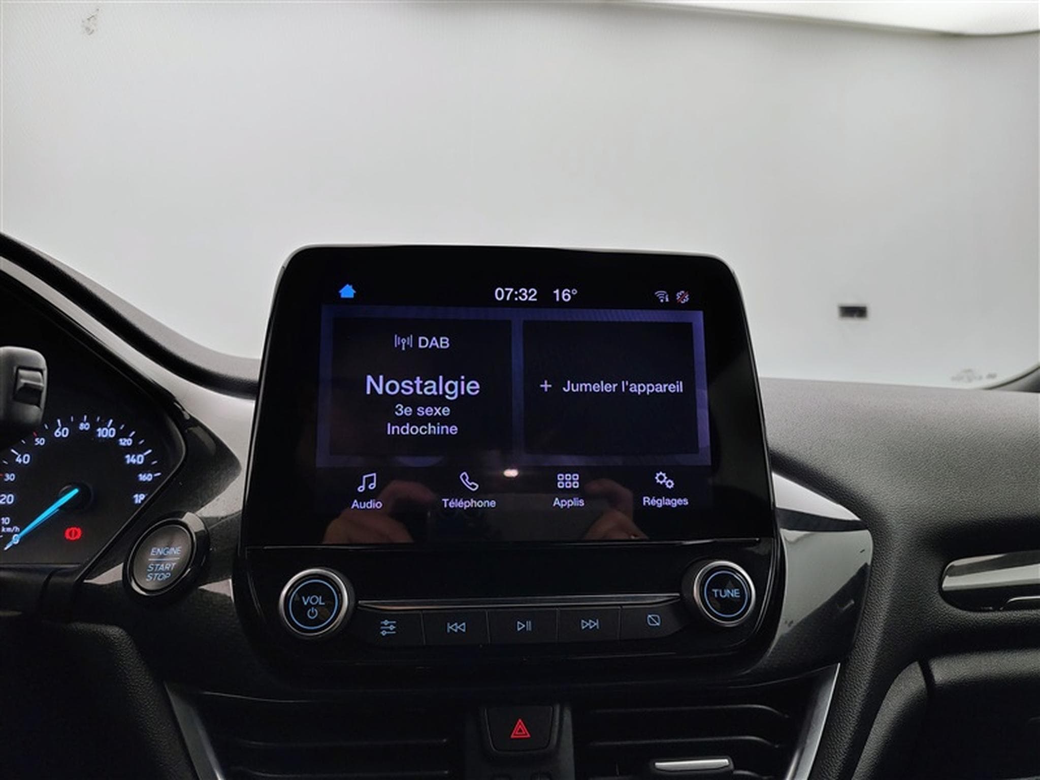 Ford Fiesta 1.0 EcoBoost MHEV ST-Line  Carplay / PDC (2022) - Photo 11