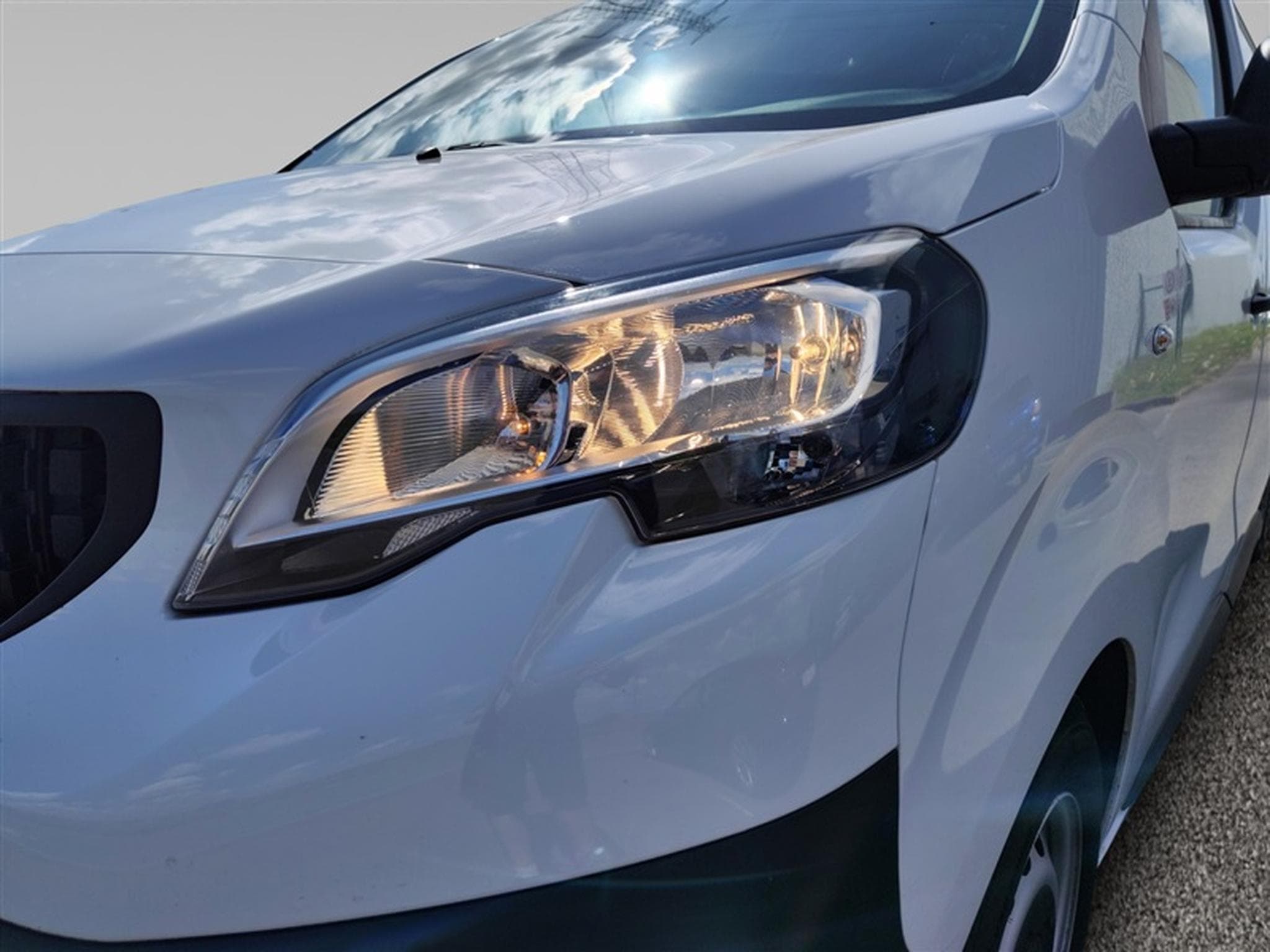 Peugeot Expert 2.0 BlueHDi EAT8 L2 NAVI CLIM / TEL / PDC AV-AR (2023) - Photo 16