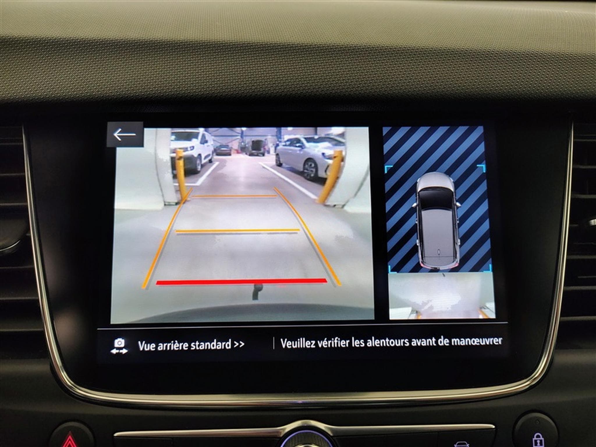 Opel Crossland 1.5 BlueHDI 110cv Elegance Navi/CarPlay/Caméra/PDC (2021) - Photo 17
