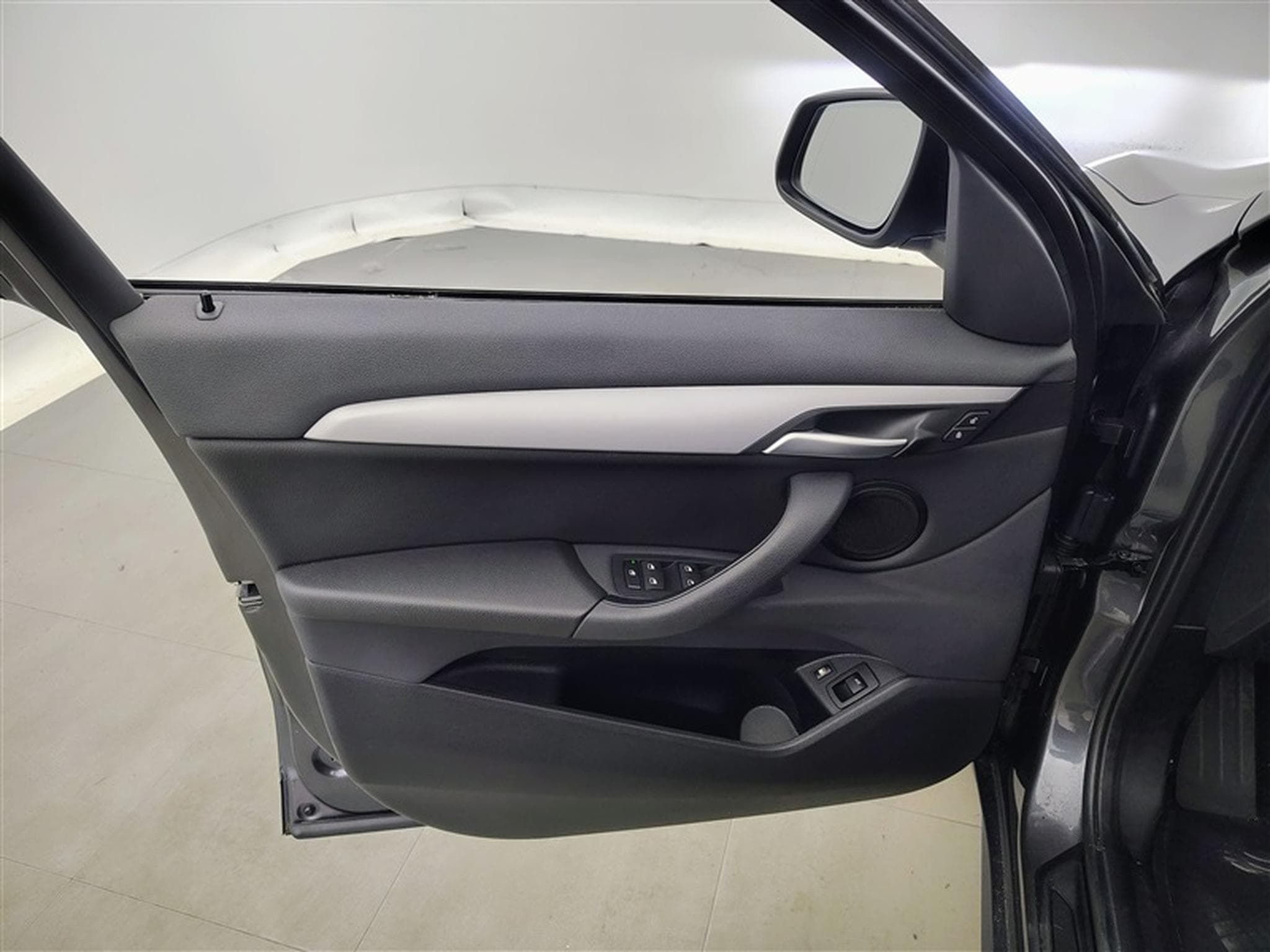 BMW X1 PHEV 1.5iA xDrive25e Cuir / Navi / Led (2022) - Photo 17