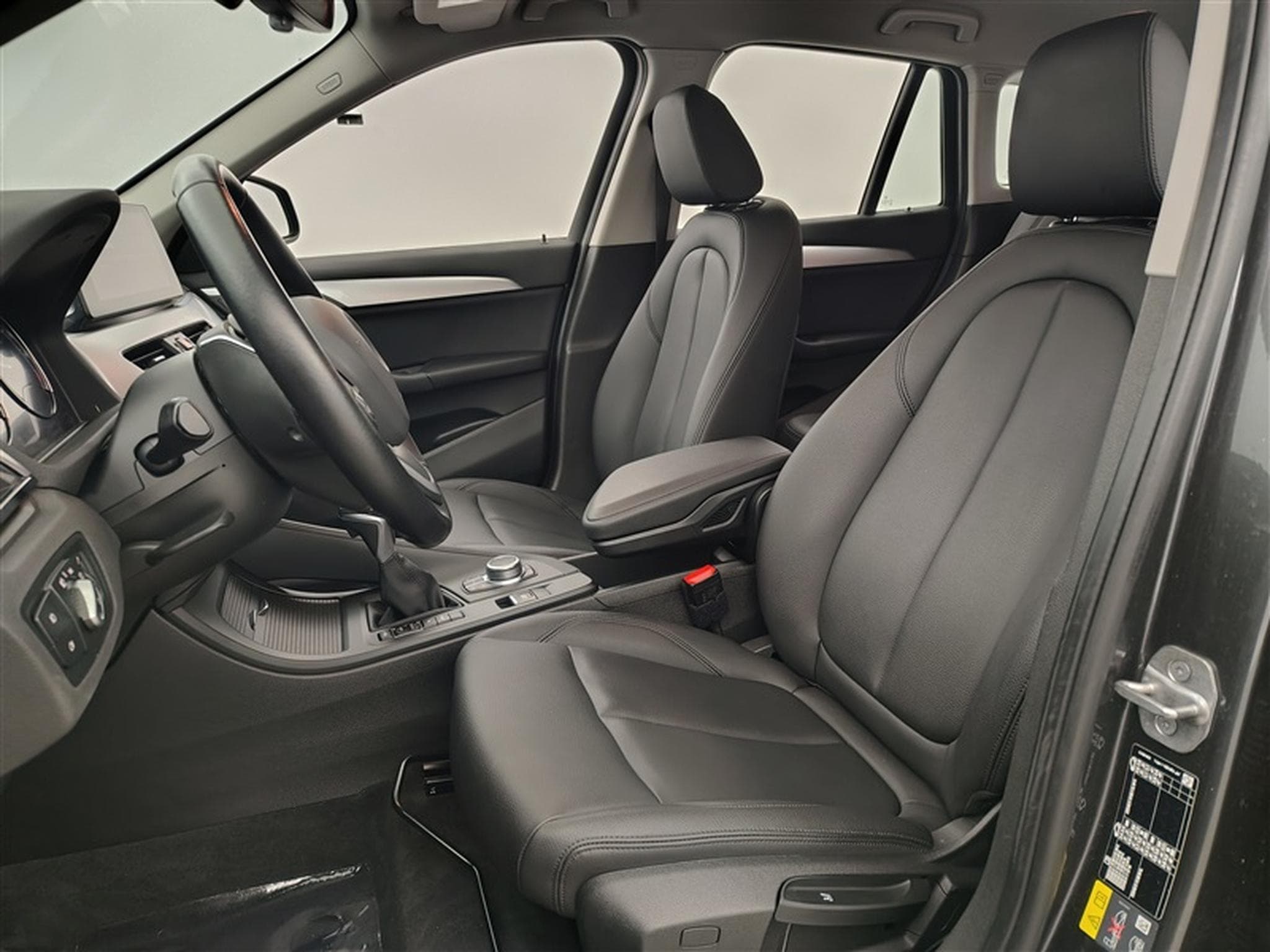 BMW X1 PHEV 1.5iA xDrive25e Cuir / Navi / Led (2022) - Photo 7