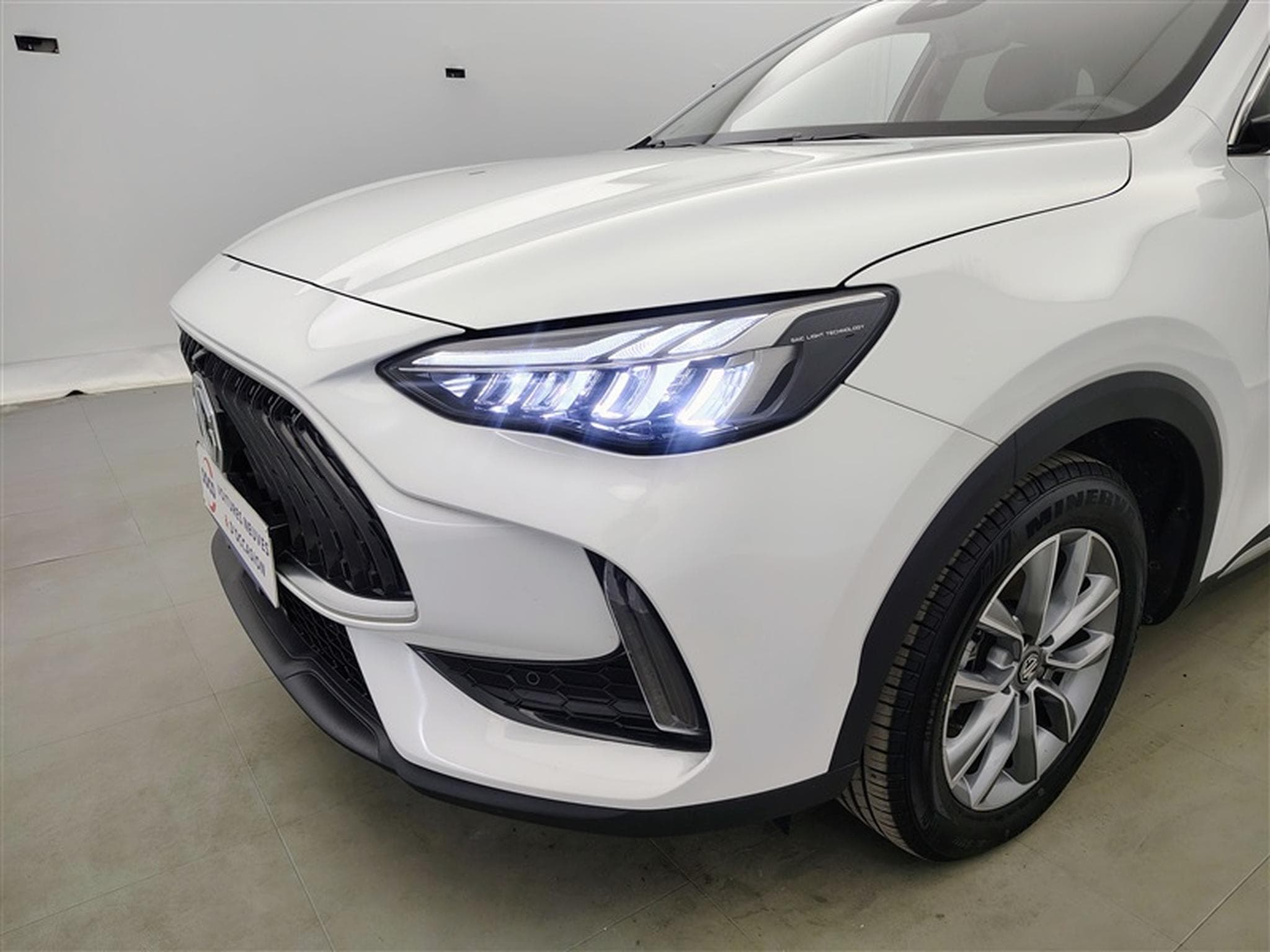MG HS Facelift 1.5 T-GDi 160cv Comfort NAVI / FULL LED / CUIR (2024) - Photo 15