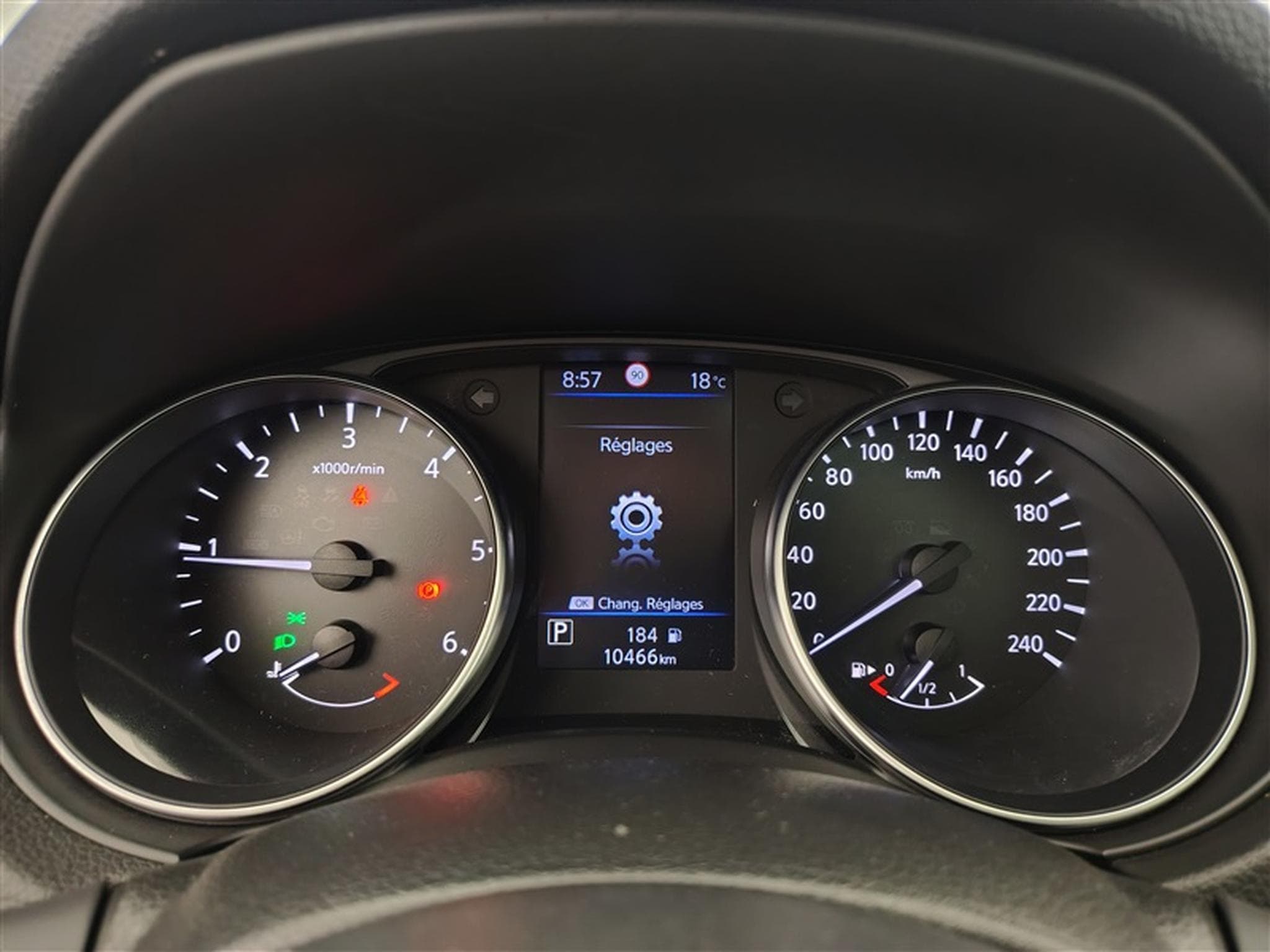 Nissan Qashqai 1.5 dCi Tekna Xtronic *NAVI/FULL LED/CAMERA360/CUIR/T.PANO* (2020) - Photo 10