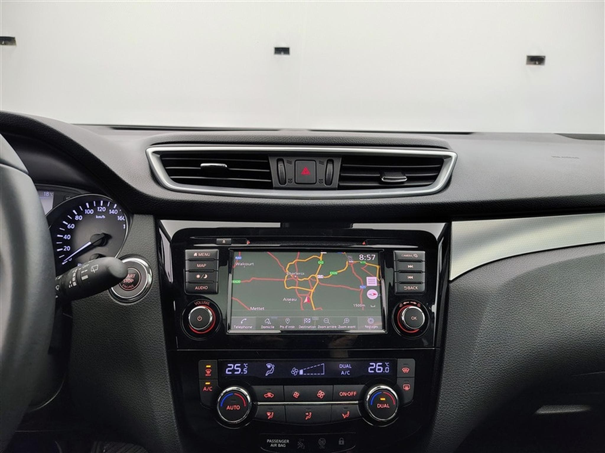 Nissan Qashqai 1.5 dCi Tekna Xtronic *NAVI/FULL LED/CAMERA360/CUIR/T.PANO* (2020) - Photo 11