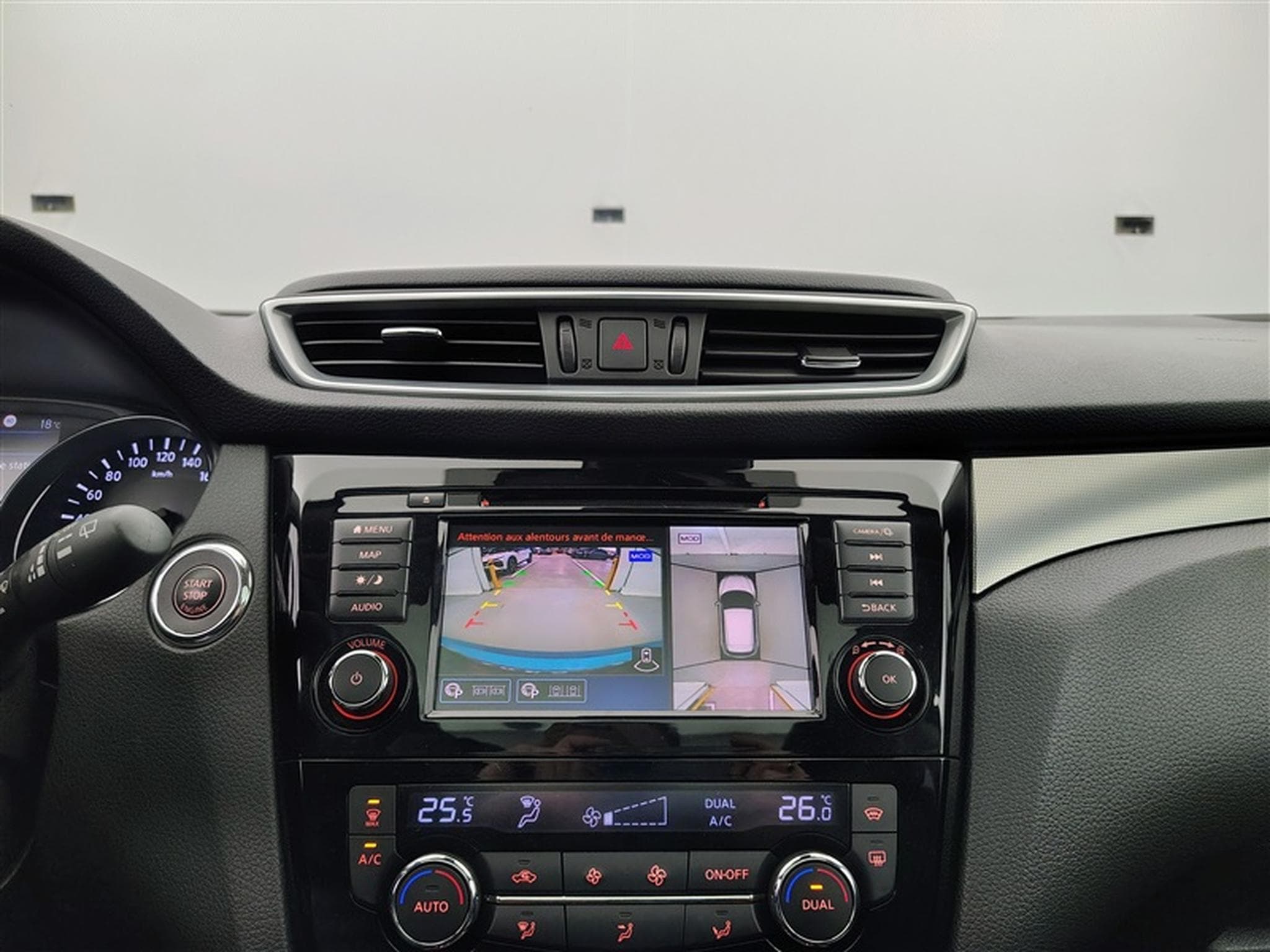 Nissan Qashqai 1.5 dCi Tekna Xtronic *NAVI/FULL LED/CAMERA360/CUIR/T.PANO* (2020) - Photo 18