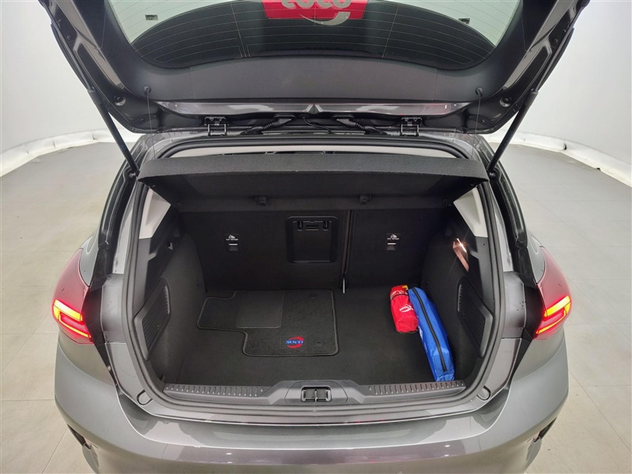 Ford Focus 1.0 EcoBoost 155Cv Titanium X Navi / PDC av+ar (2025) - Photo 14