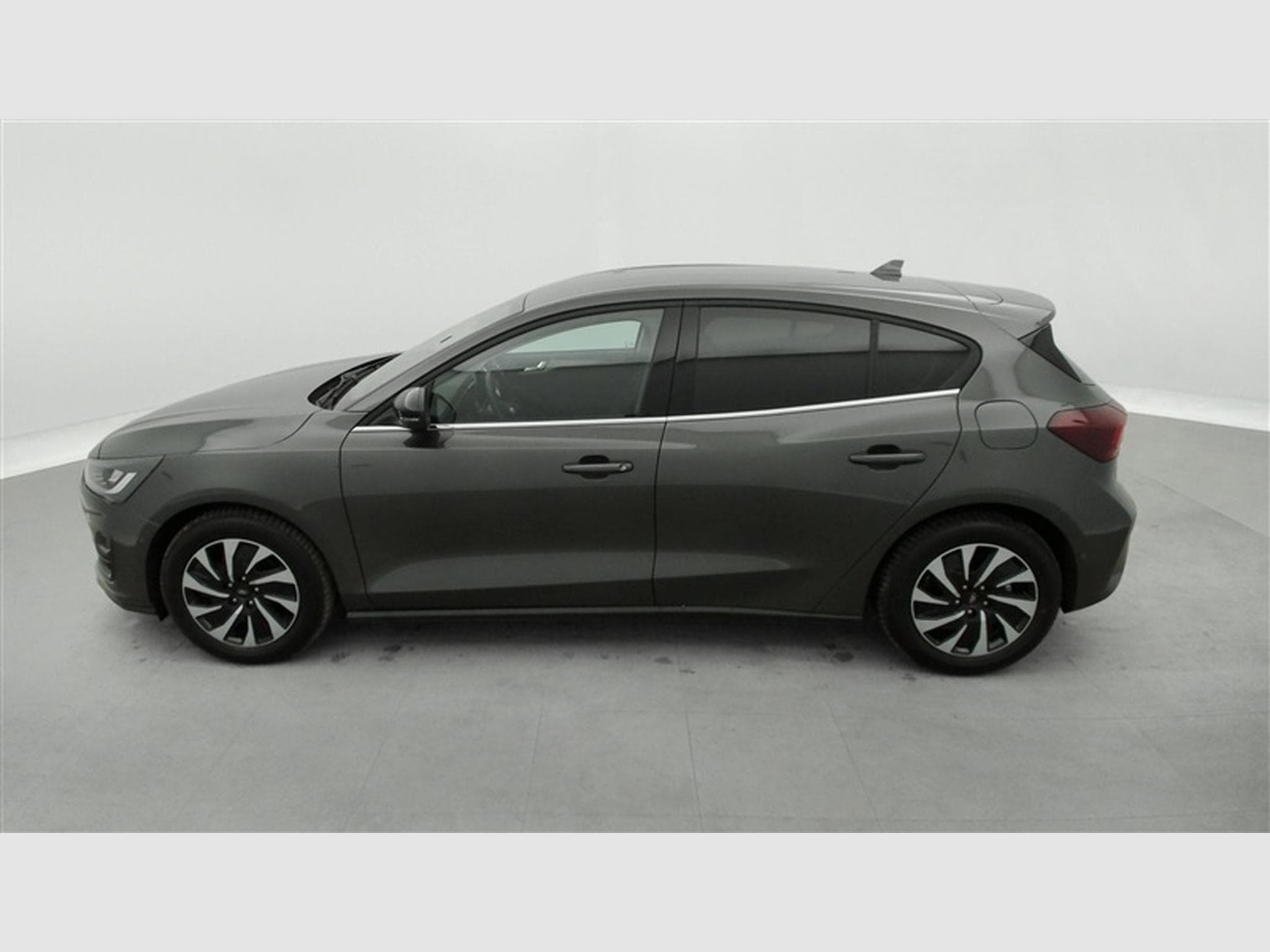 Ford Focus 1.0 EcoBoost 155Cv Titanium X Navi / PDC av+ar (2025) - Photo 3