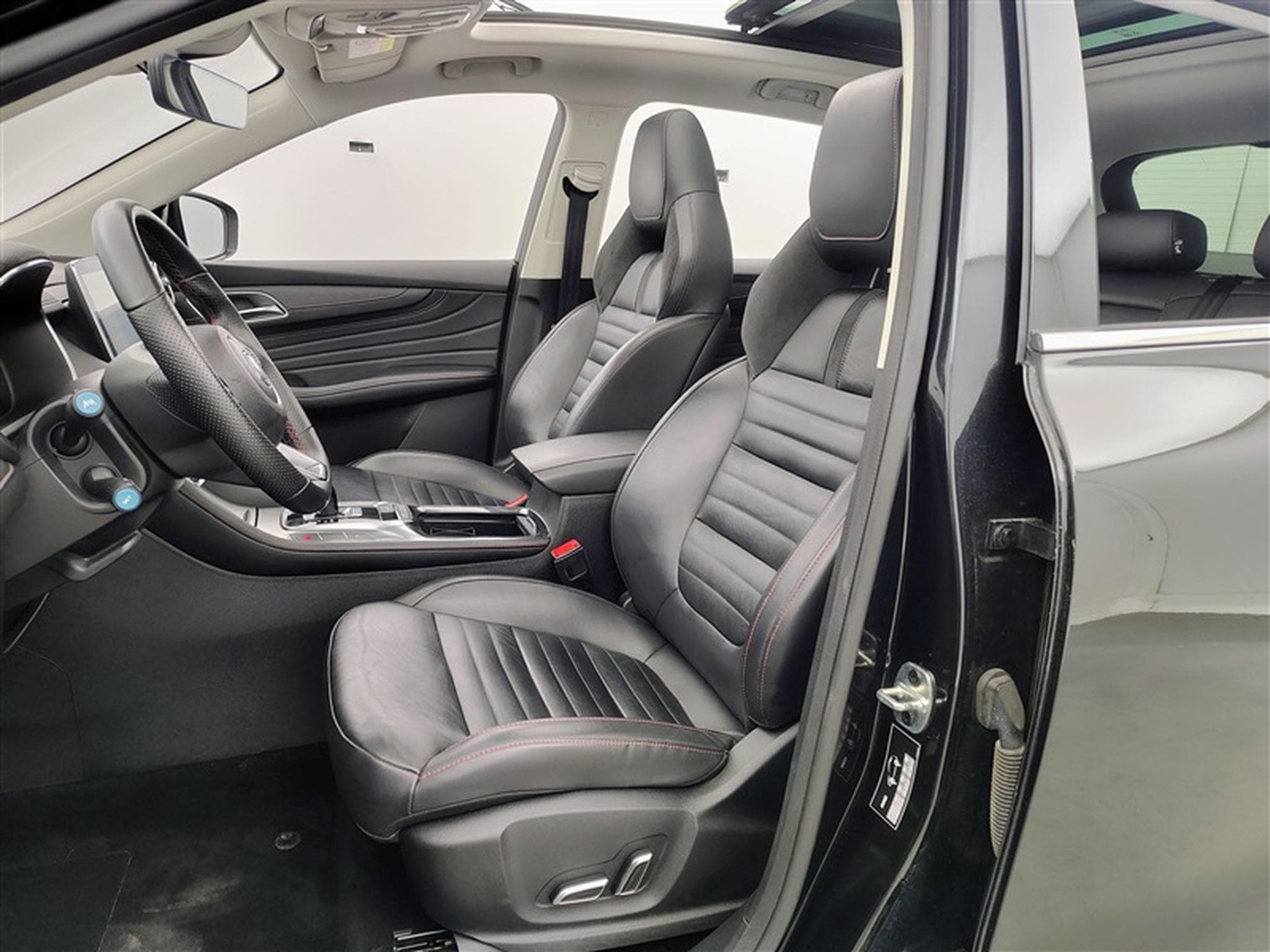 MG HS 1.5 T-GDi 160cv BVA Luxury NAVI / FULL LED / CUIR / PANO (2024) - Photo 7