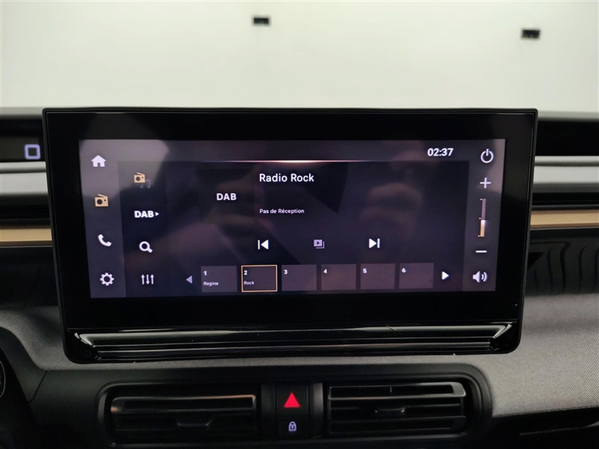 Citroen C3 Aircross 1.2 Hybrid 145Cv e-DCS6 Plus CARPLAY / CAMERA (2025) - Photo 11
