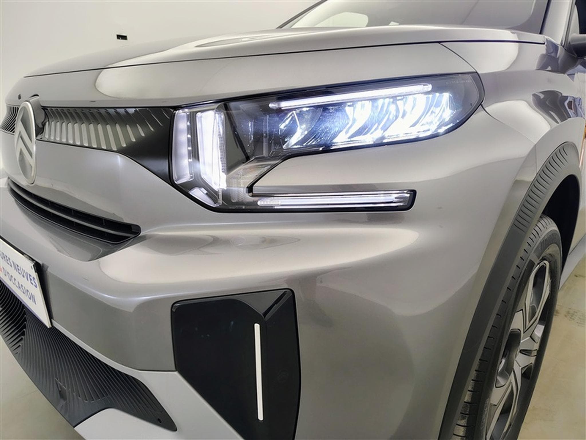 Citroen C3 Aircross 1.2 Hybrid 145Cv e-DCS6 Plus CARPLAY / CAMERA (2025) - Photo 15