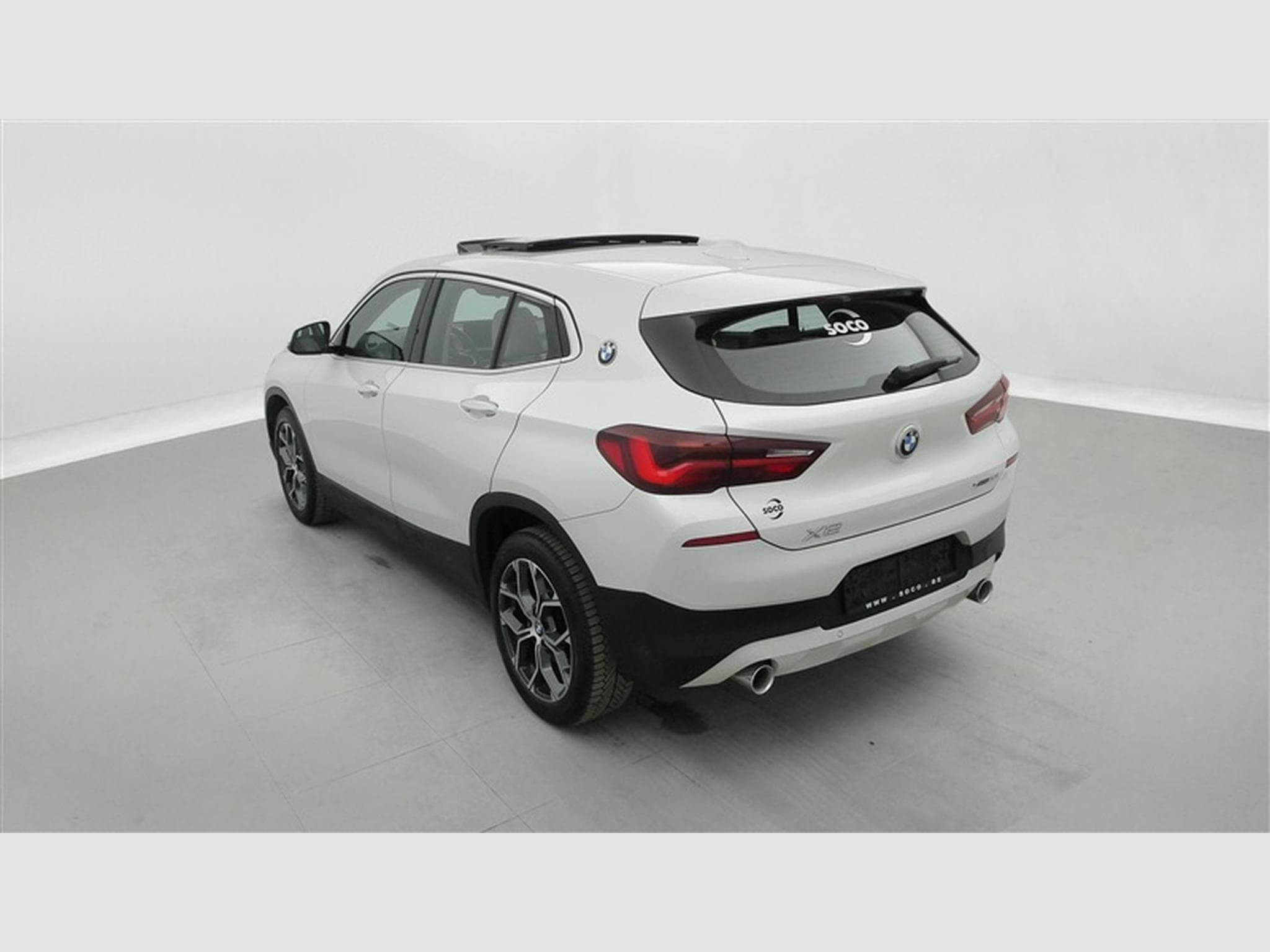 BMW X2 2.0iA xDrive20 4WD/CUIR/NAVI/FULL LED/TO PANO/JA18 (2021) - Photo 2
