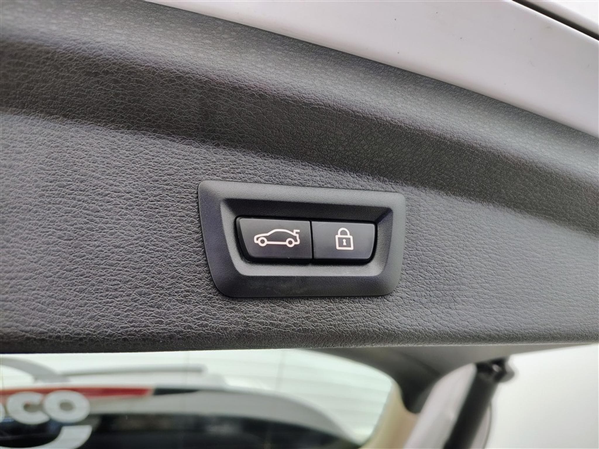 BMW X2 2.0iA xDrive20 4WD/CUIR/NAVI/FULL LED/TO PANO/JA18 (2021) - Photo 20