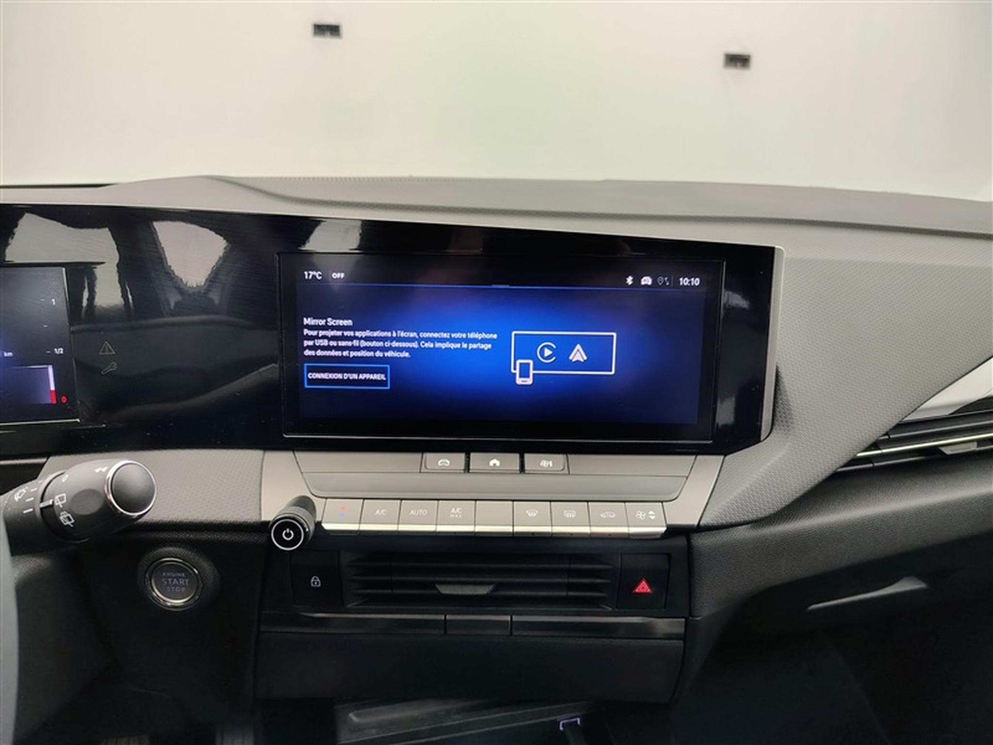 Opel Astra Sports Tourer 1.2 Turbo Edition NAVI / FULL LED / CARPLAY (2024) - Photo 20