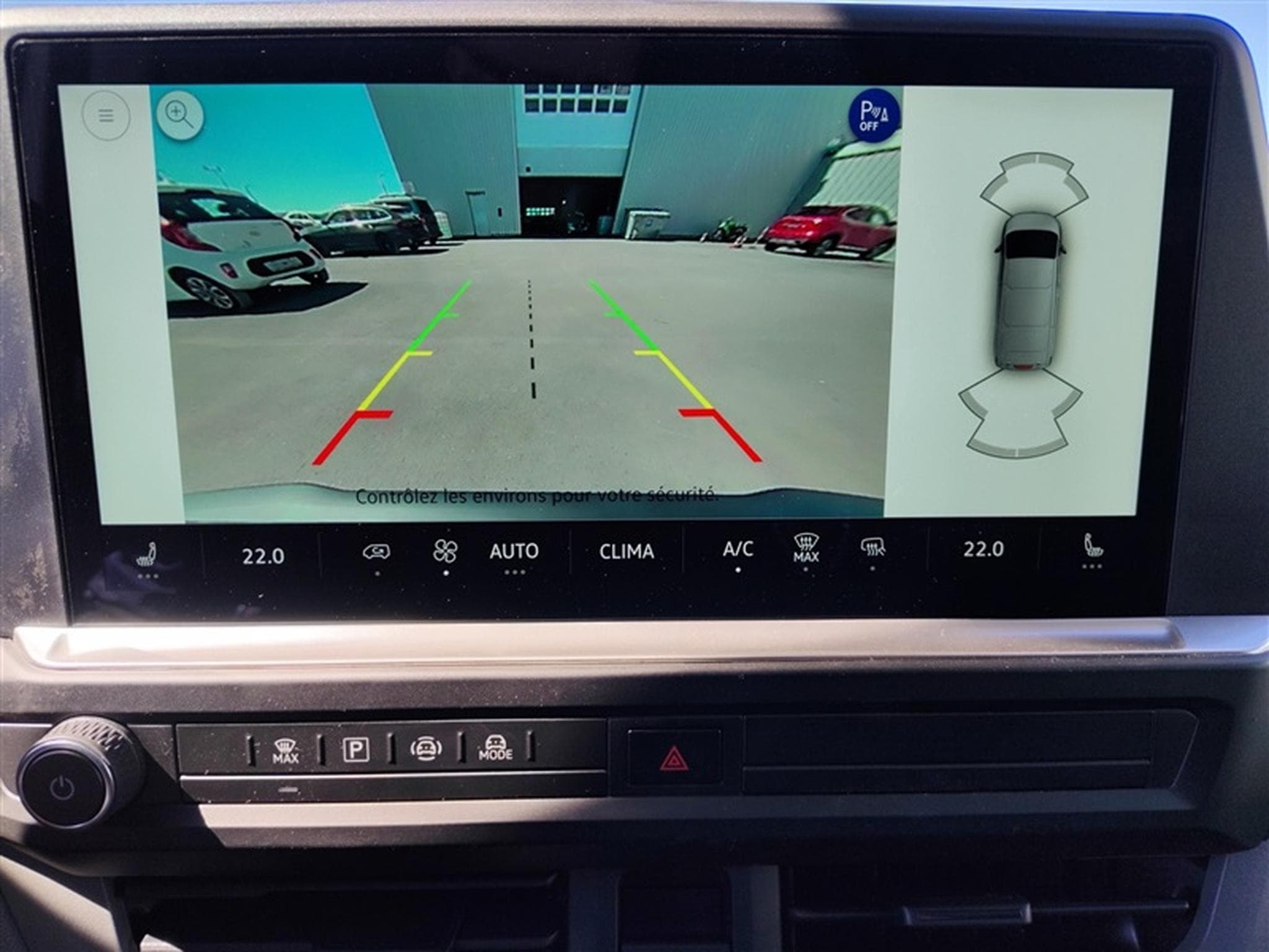 VW T7 2.0 TDI 110cv 3100mm 3pl. CARPLAY / FULL LED / CAMERA (2026) - Photo 18