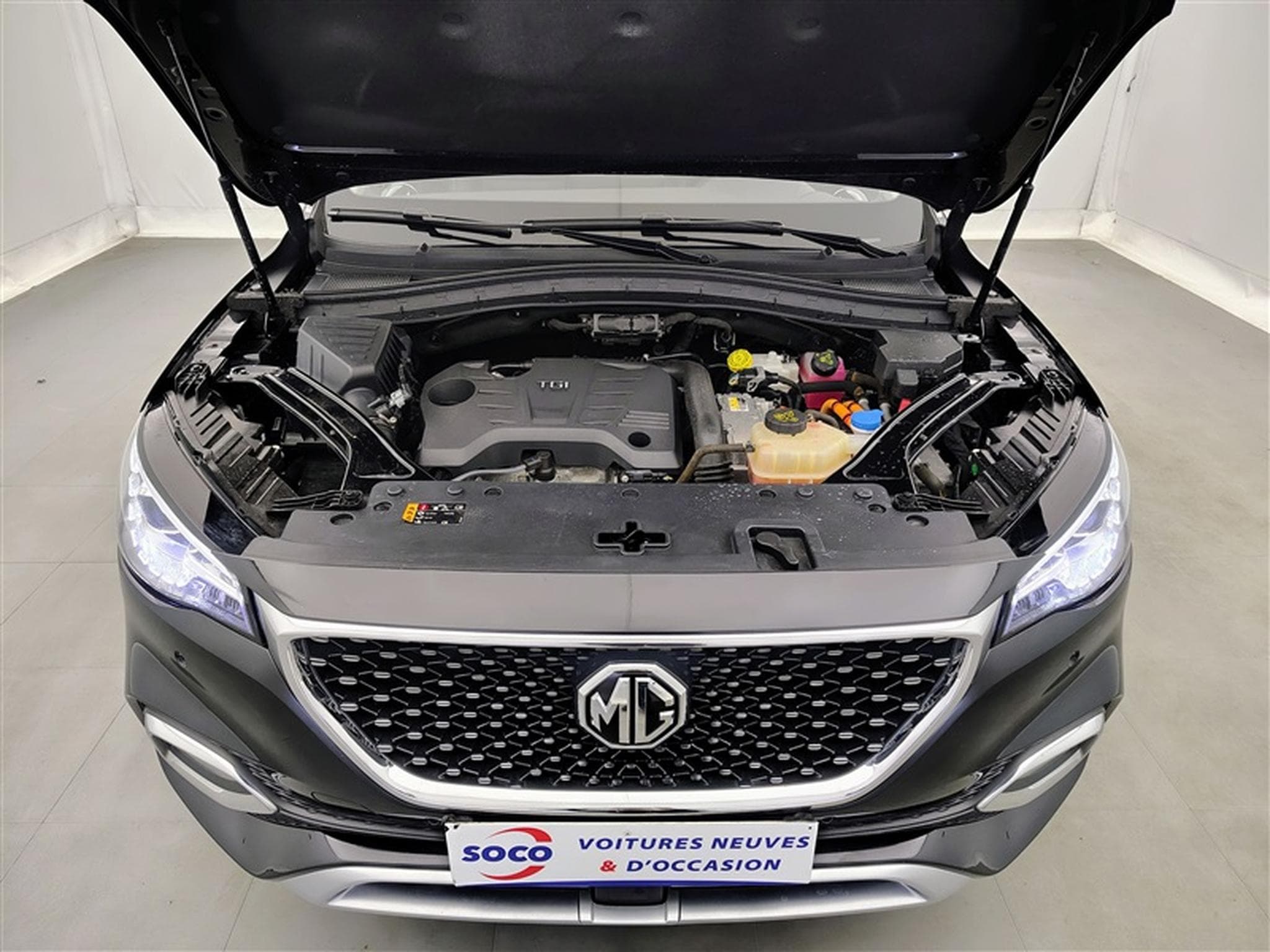 MG EHS 1.5 Turbo PHEV Luxury NAVI / FULL LED / CUIR / TOIT PANO (2021) - Photo 21