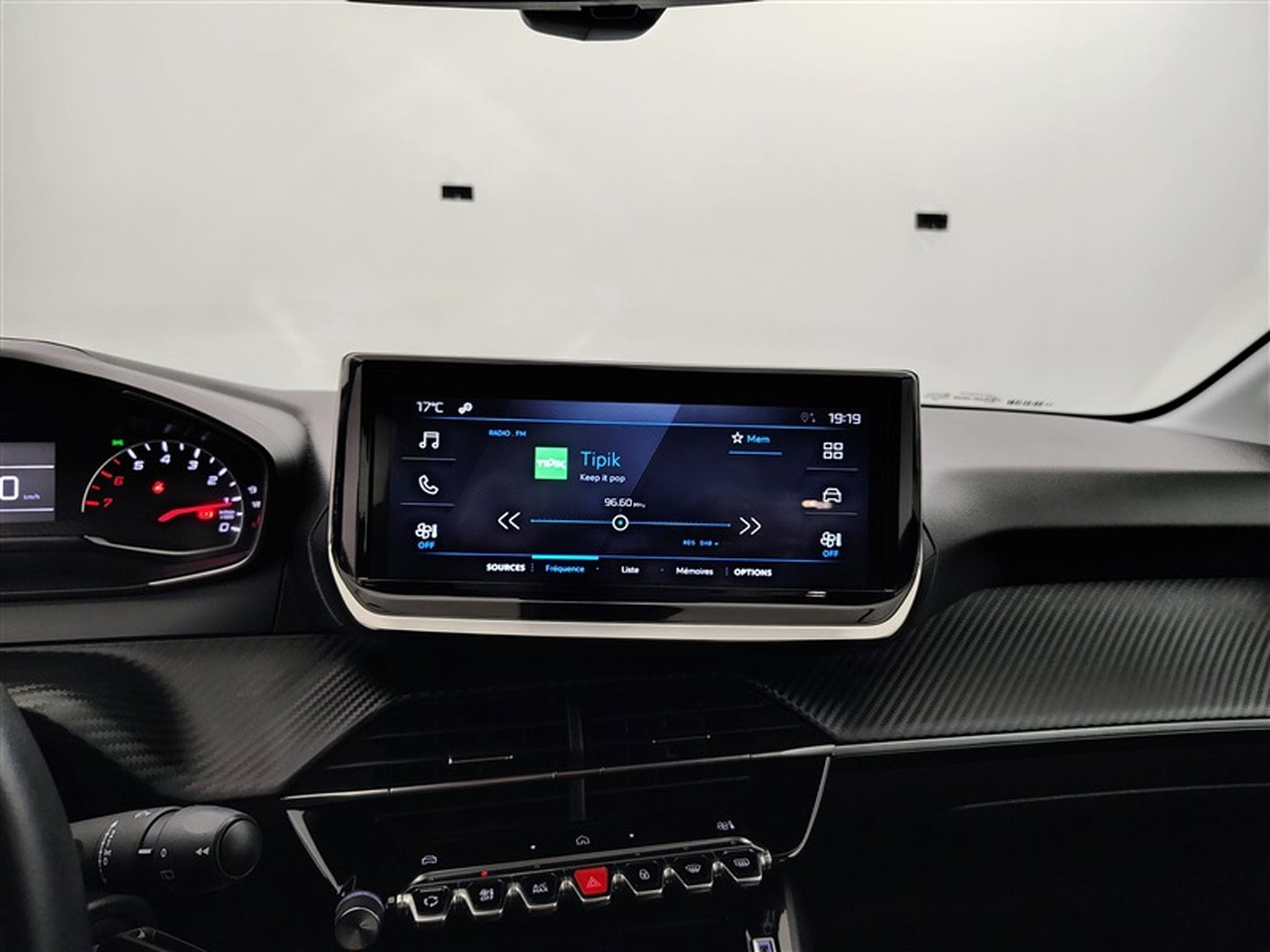 Peugeot 208 1.2i PureTech 100cv Active CARPLAY / FULL LED (2024) - Photo 10