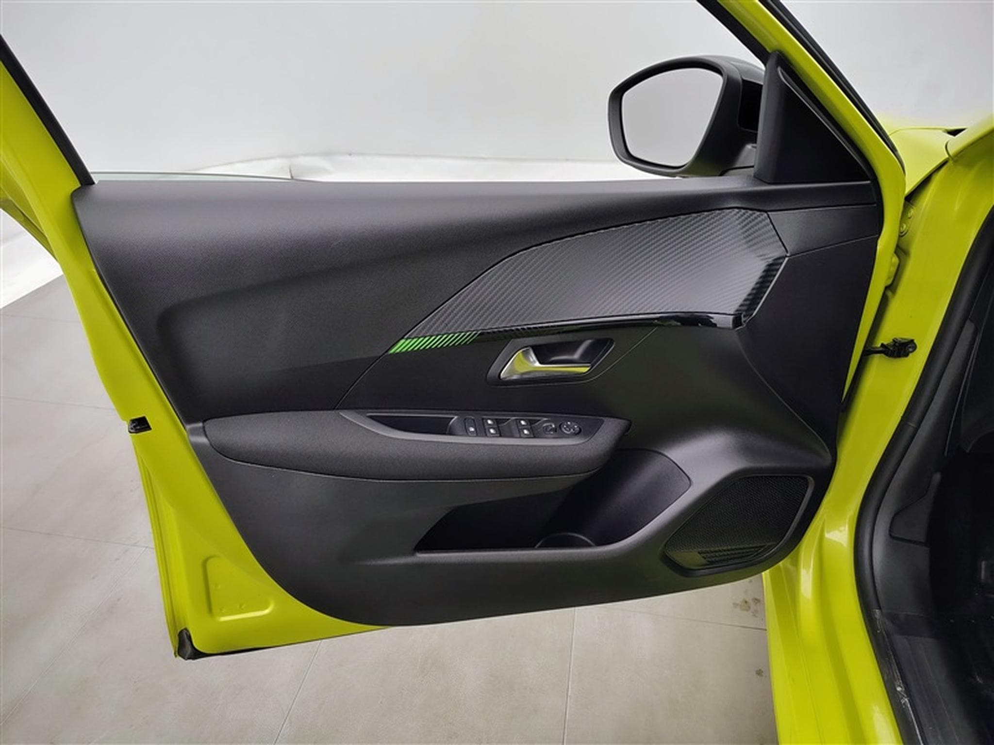 Peugeot 208 1.2i PureTech 100cv Active CARPLAY / FULL LED (2024) - Photo 16