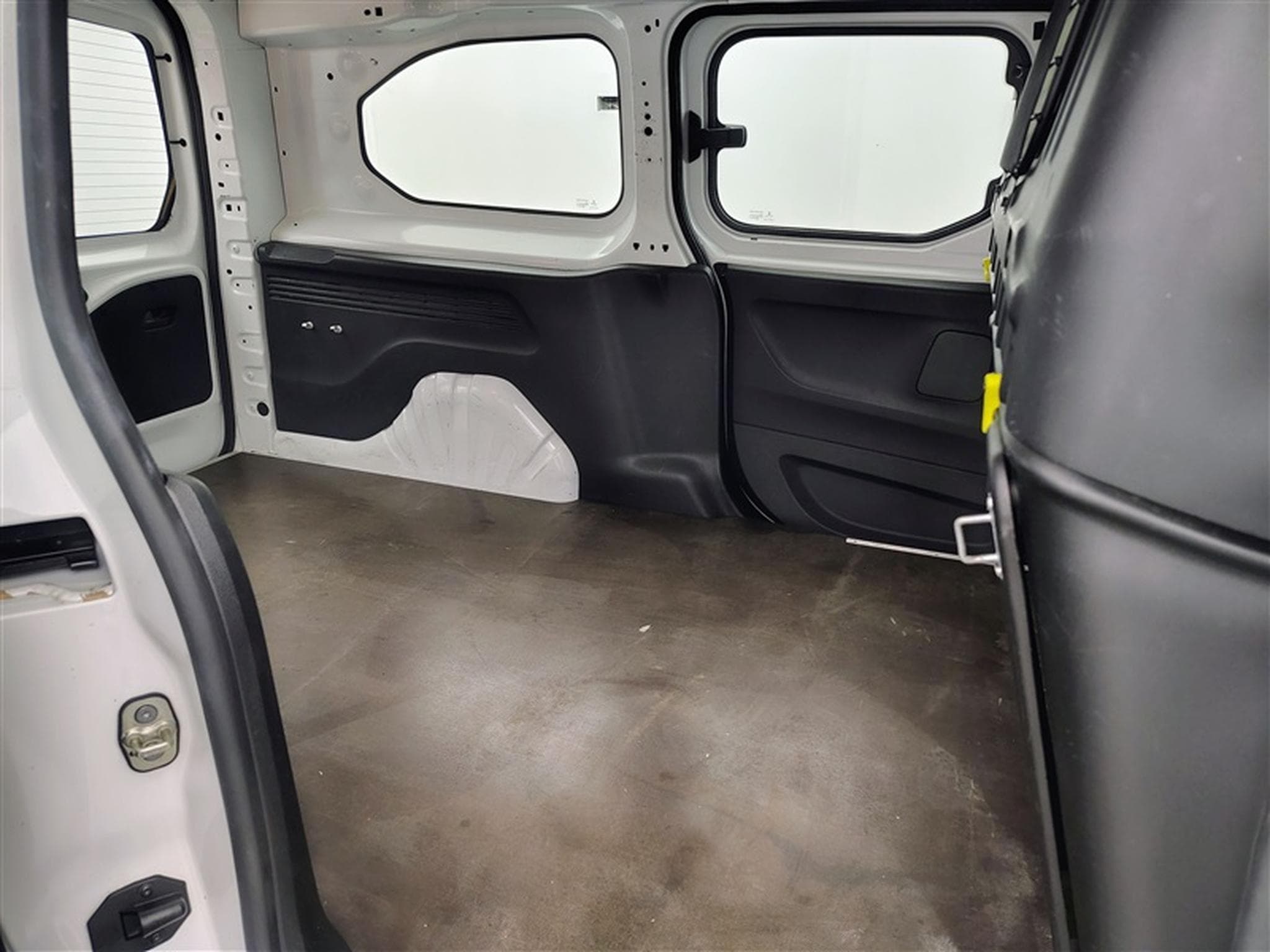 Peugeot Partner 1.5 BlueHDi L2 Heavy Pro (2021) - Photo 13