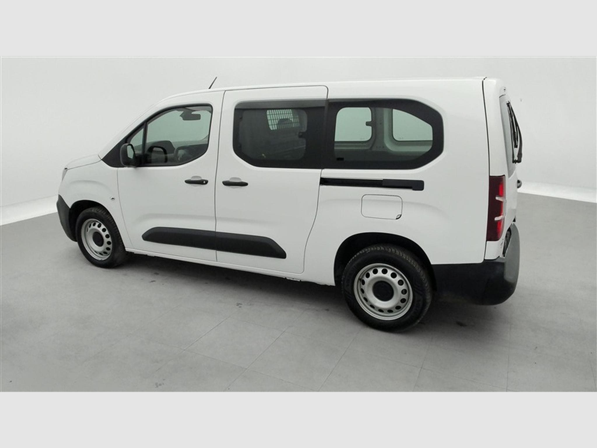 Peugeot Partner 1.5 BlueHDi L2 Heavy Pro (2021) - Photo 25