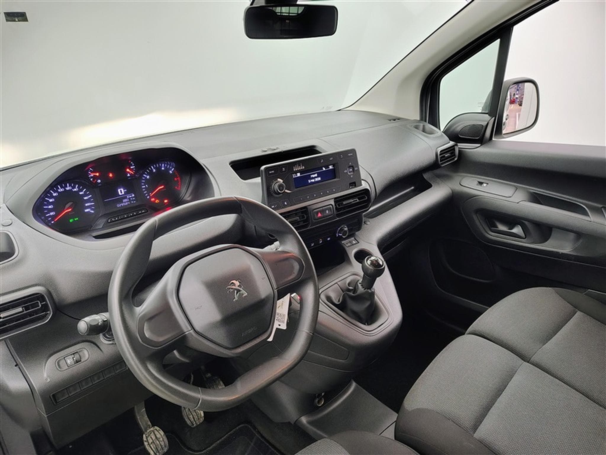 Peugeot Partner 1.5 BlueHDi L2 Heavy Pro (2021) - Photo 8