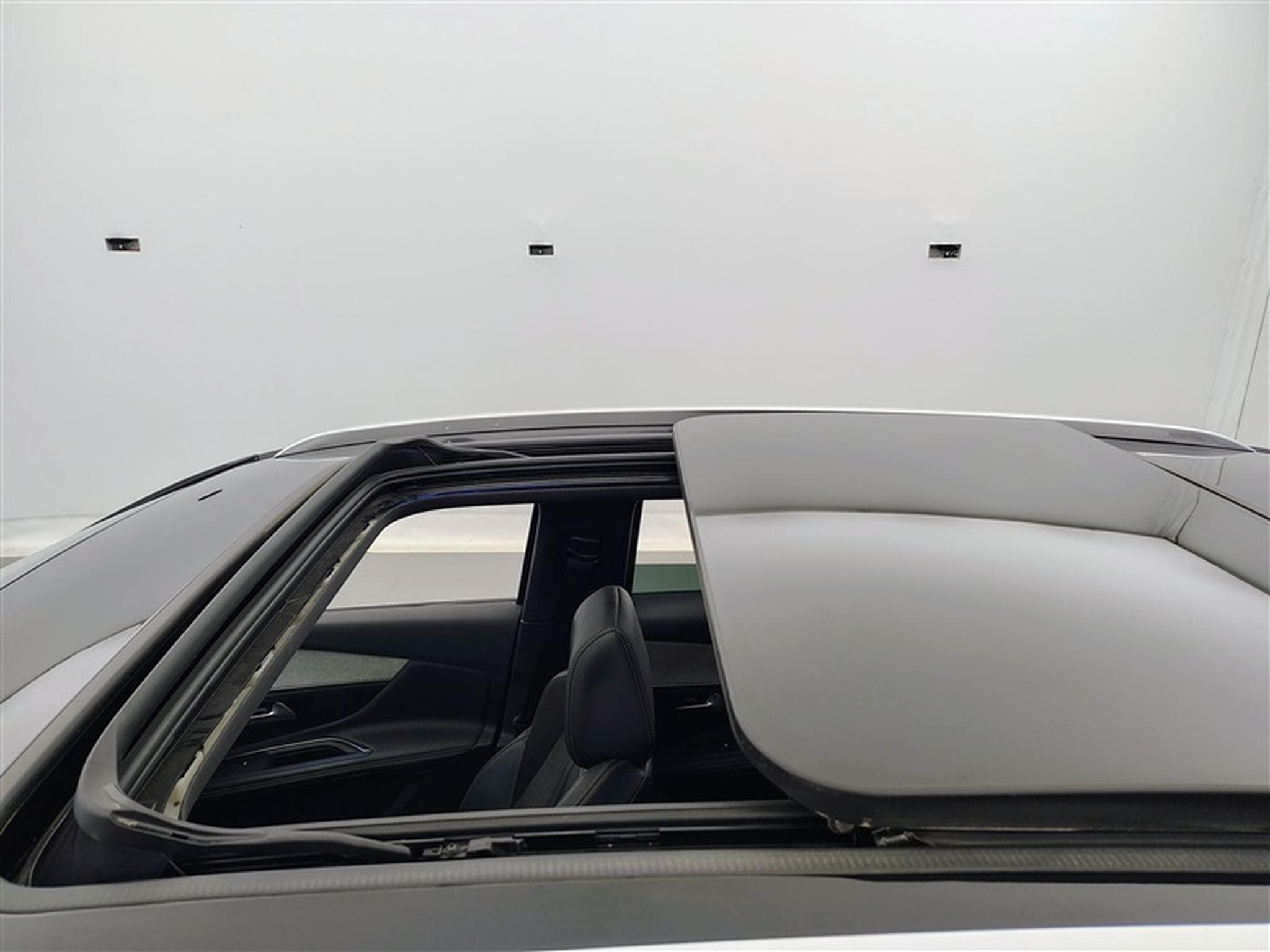 Peugeot 3008 1.2 PureTech 130cv EAT8 GT Pack NAVI / FULL LED / TOIT PANO (2023) - Photo 19