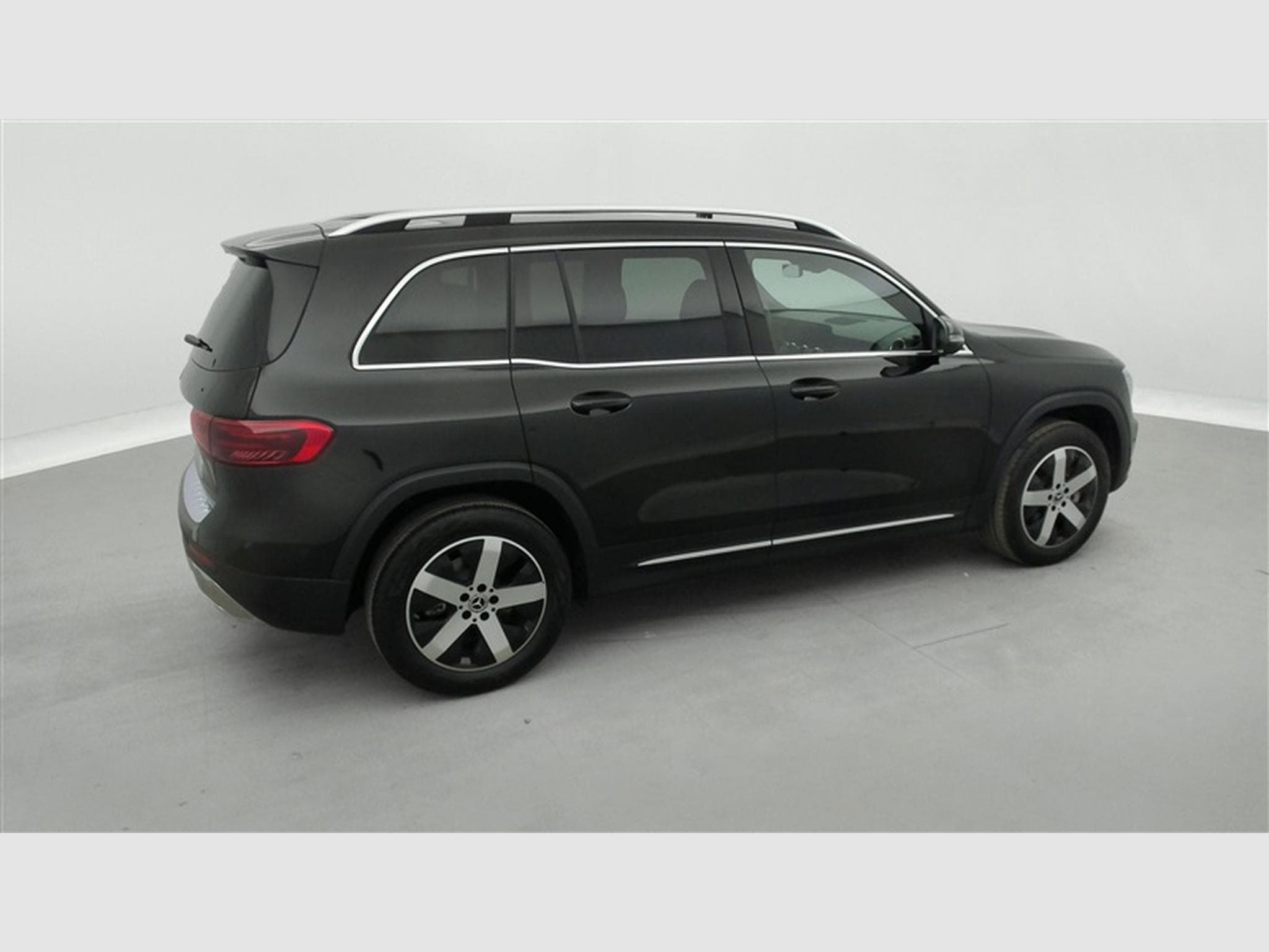 Mercedes GLB 180 GLB 180 d Luxury Line 7P/CUIR/NAVI/FULL LED/JA18 (2024) - Photo 25