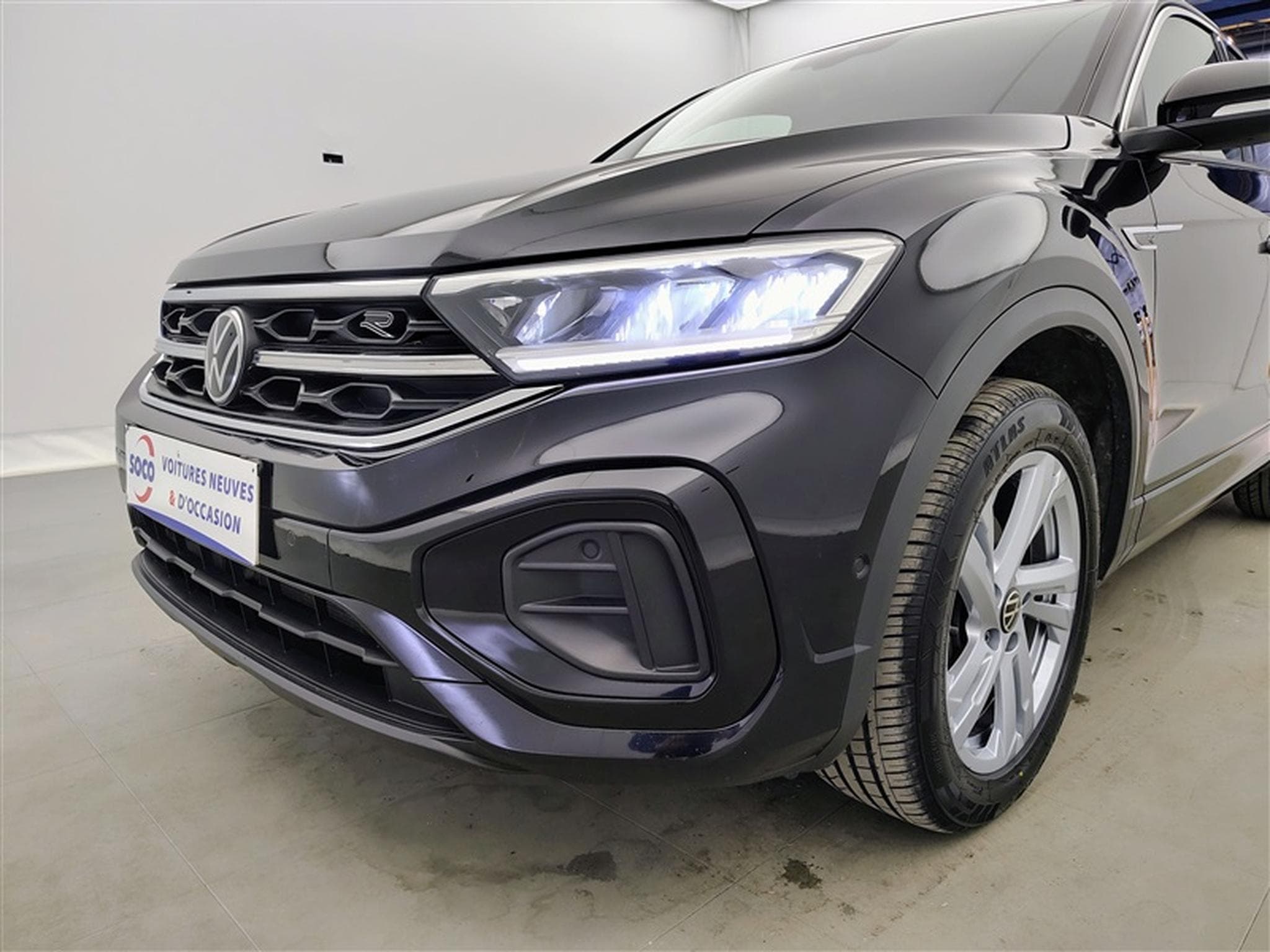 VW T-Roc 1.5 TSI 150cv DSG R-Line CARPLAY / FULL LED / KEYLESS / CAM (2022) - Photo 15