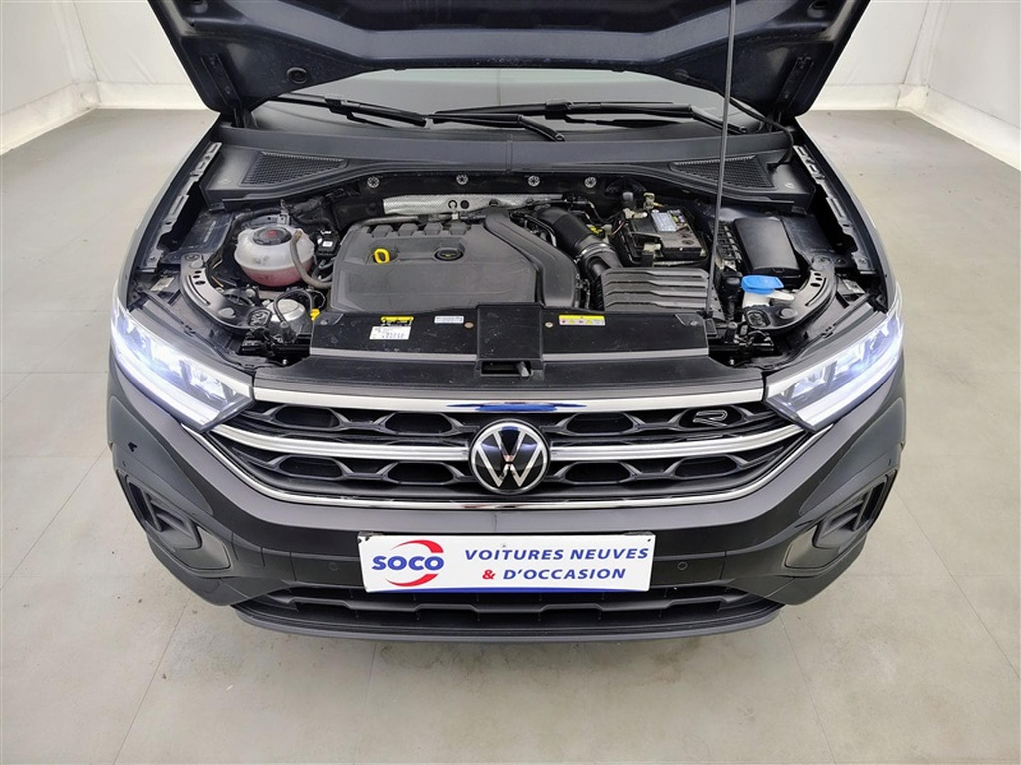 VW T-Roc 1.5 TSI 150cv DSG R-Line CARPLAY / FULL LED / KEYLESS / CAM (2022) - Photo 19