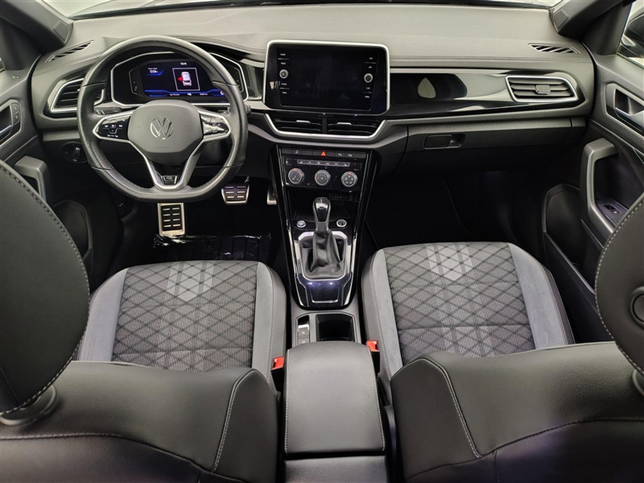 VW T-Roc 1.5 TSI 150cv DSG R-Line CARPLAY / FULL LED / KEYLESS / CAM (2022) - Photo 8