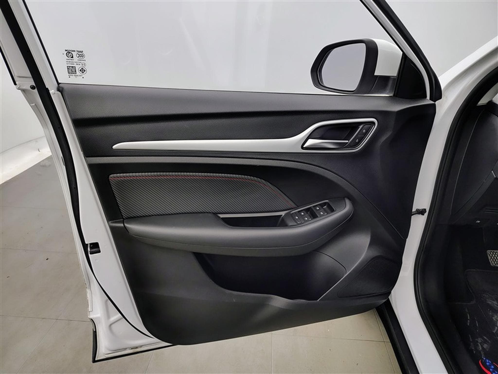 MG ZS 1.5 VTi 105cv Comfort CARPLAY / FULL LED / PDC (2023) - Photo 17