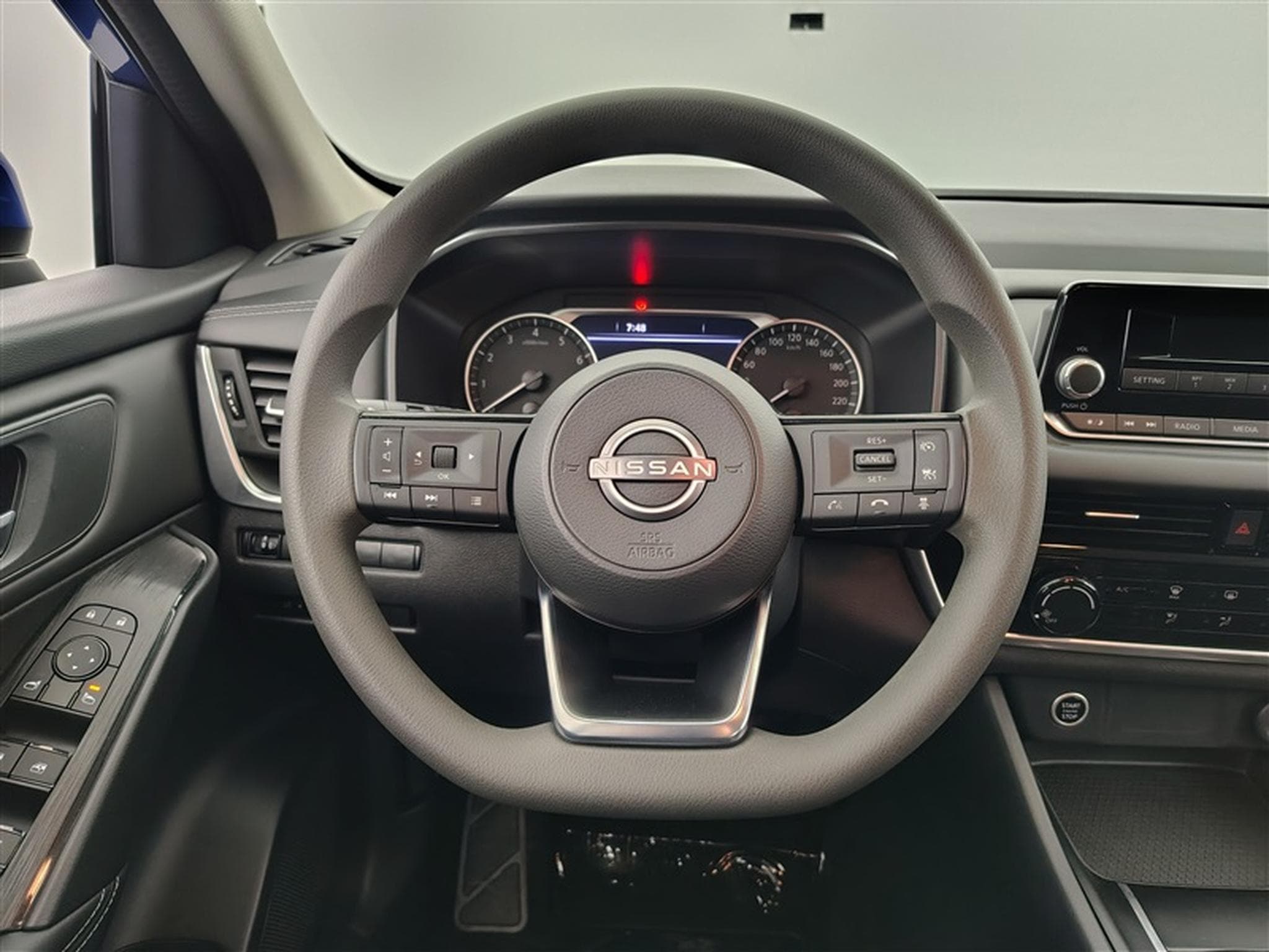 Nissan Qashqai 1.3 DIG-T MHEV Visia (2023) - Photo 9