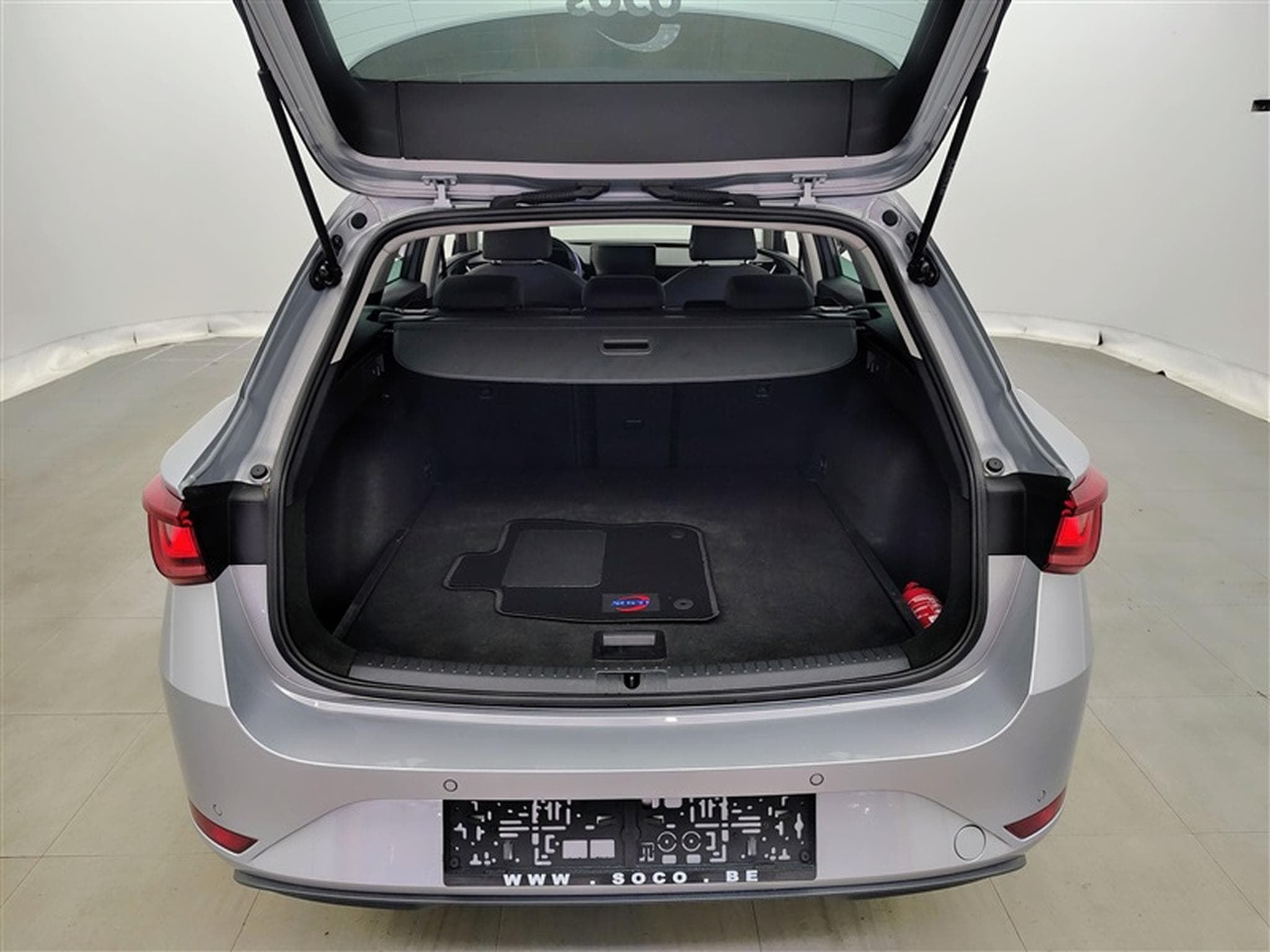 Seat Leon 1.0 EcoTSI Move! NAVI/LED/JA16/PDC AV AR (2023) - Photo 14