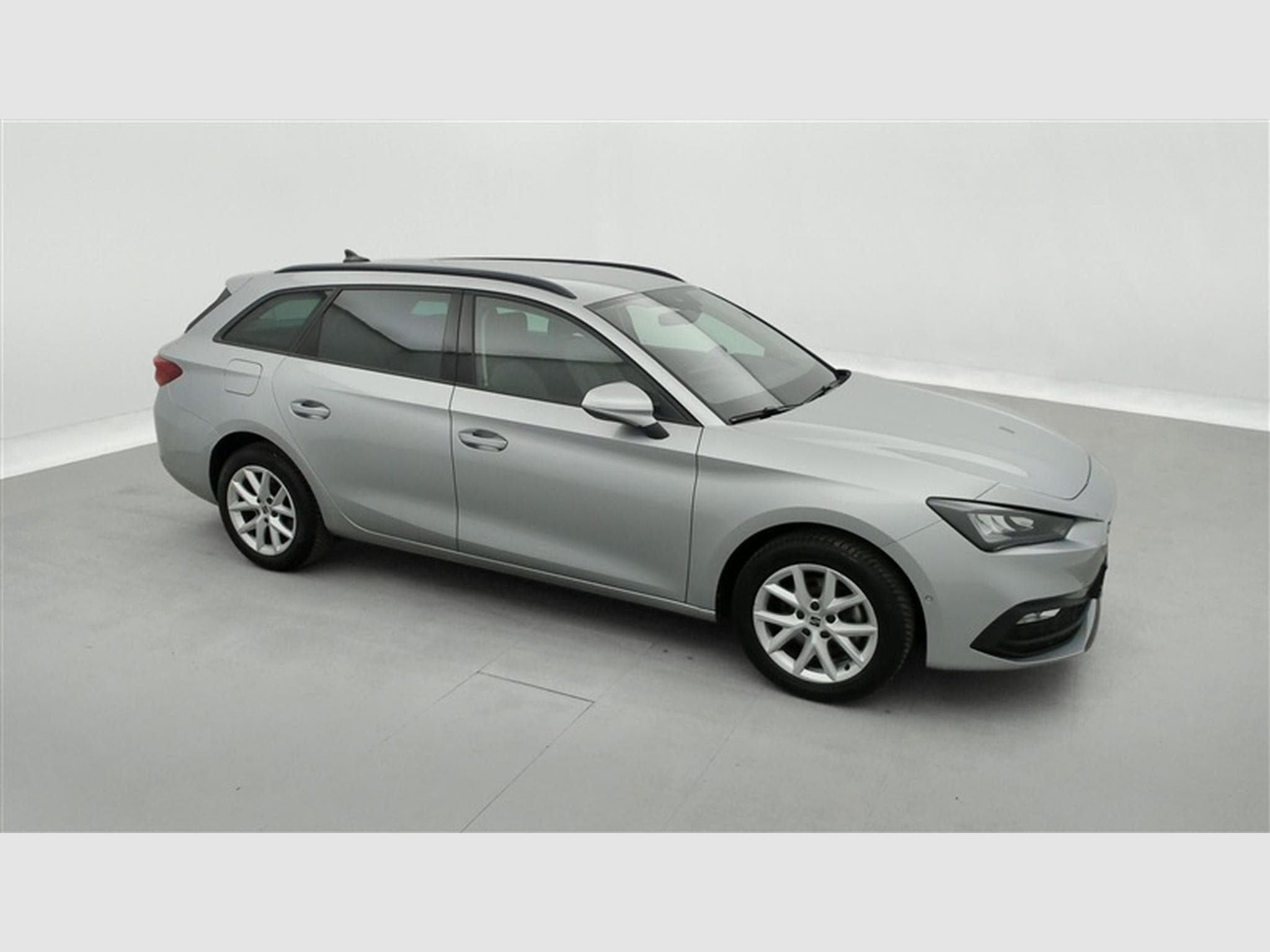 Seat Leon 1.0 EcoTSI Move! NAVI/LED/JA16/PDC AV AR (2023) - Photo 24