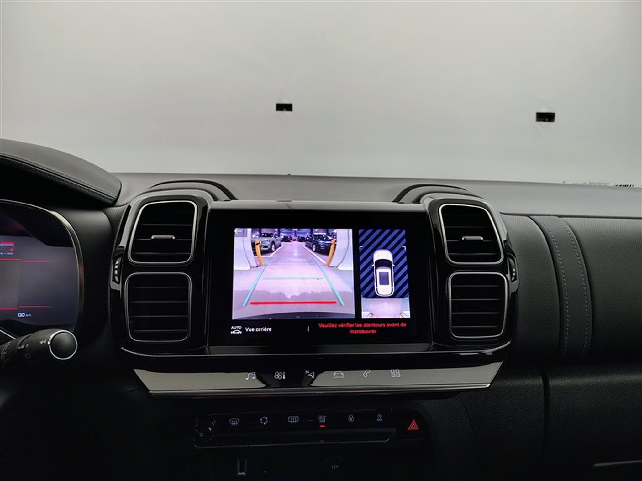 Citroen C5 Aircross 1.2 PureTech Feel EAT8 (2022) - Photo 18
