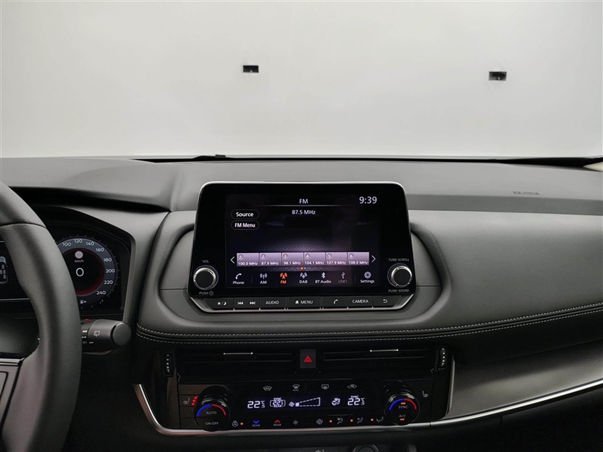 Nissan X-Trail 1.5 DIG-T 2WD X-Tronic Acenta 7pl. CARPLAY / FULL LED / CAM (2026) - Photo 11