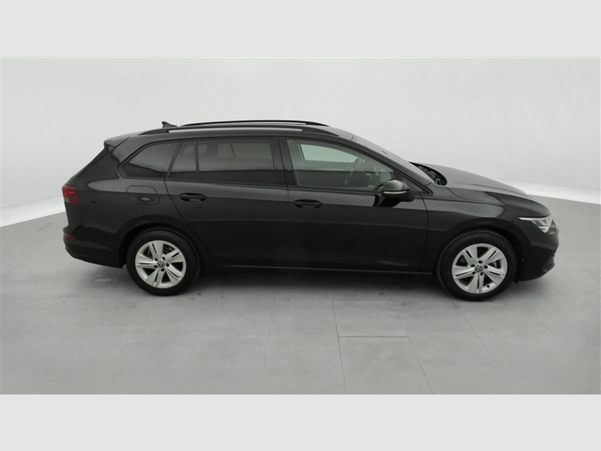 VW Golf 1.0 eTSI 110cv DSG Business NAVI / FULL LED / ALCANTARA (2022) - Photo 24