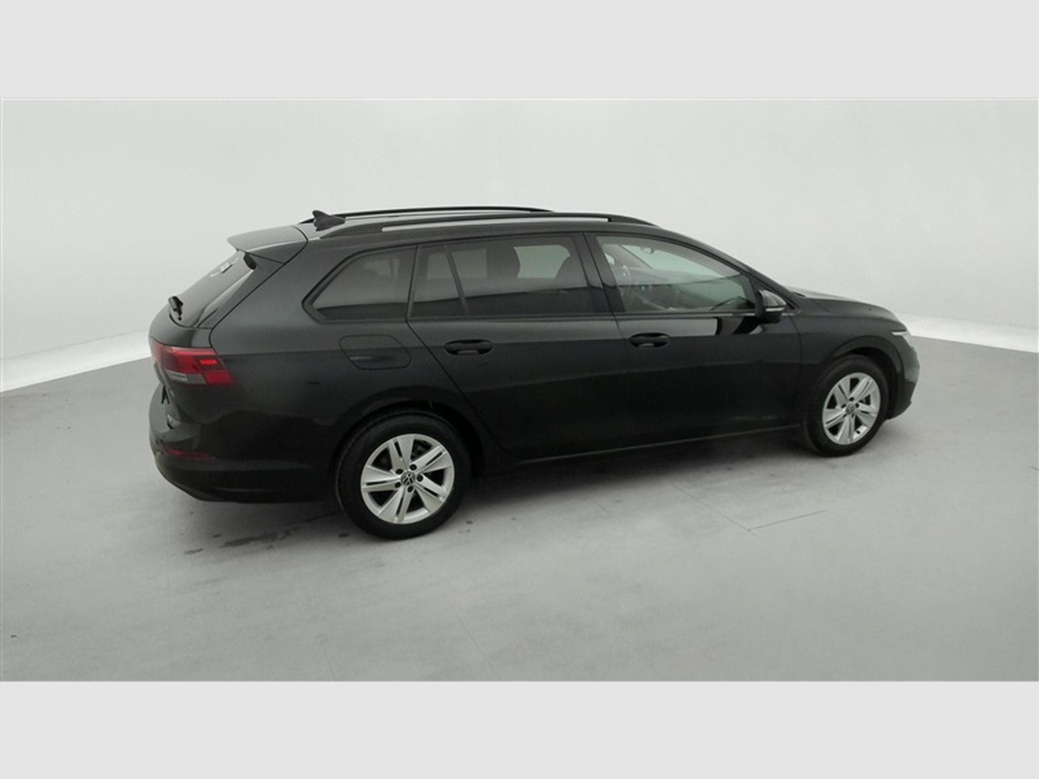 VW Golf 1.0 eTSI 110cv DSG Business NAVI / FULL LED / ALCANTARA (2022) - Photo 25