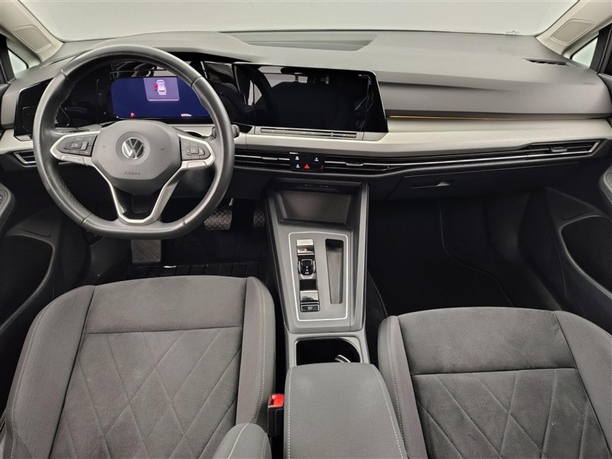 VW Golf 1.0 eTSI 110cv DSG Business NAVI / FULL LED / ALCANTARA (2022) - Photo 8
