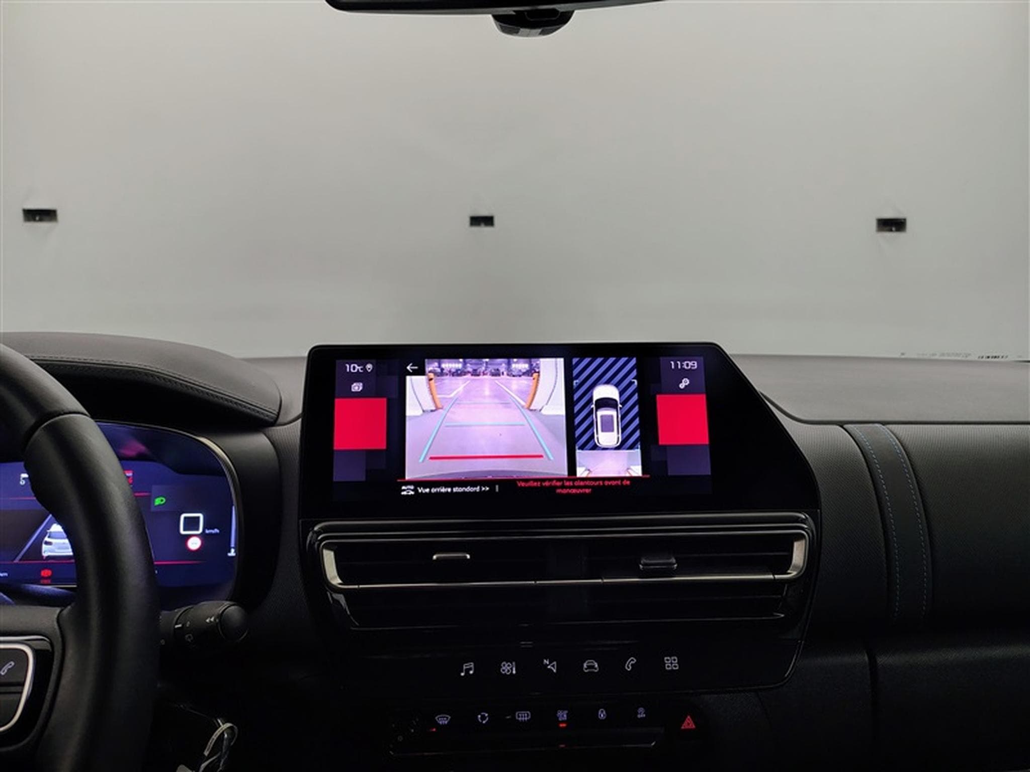 Citroen C5 Aircross 1.2 PureTech Live NAVI/FULL LED/JA18/PDC AV AR (2023) - Photo 18