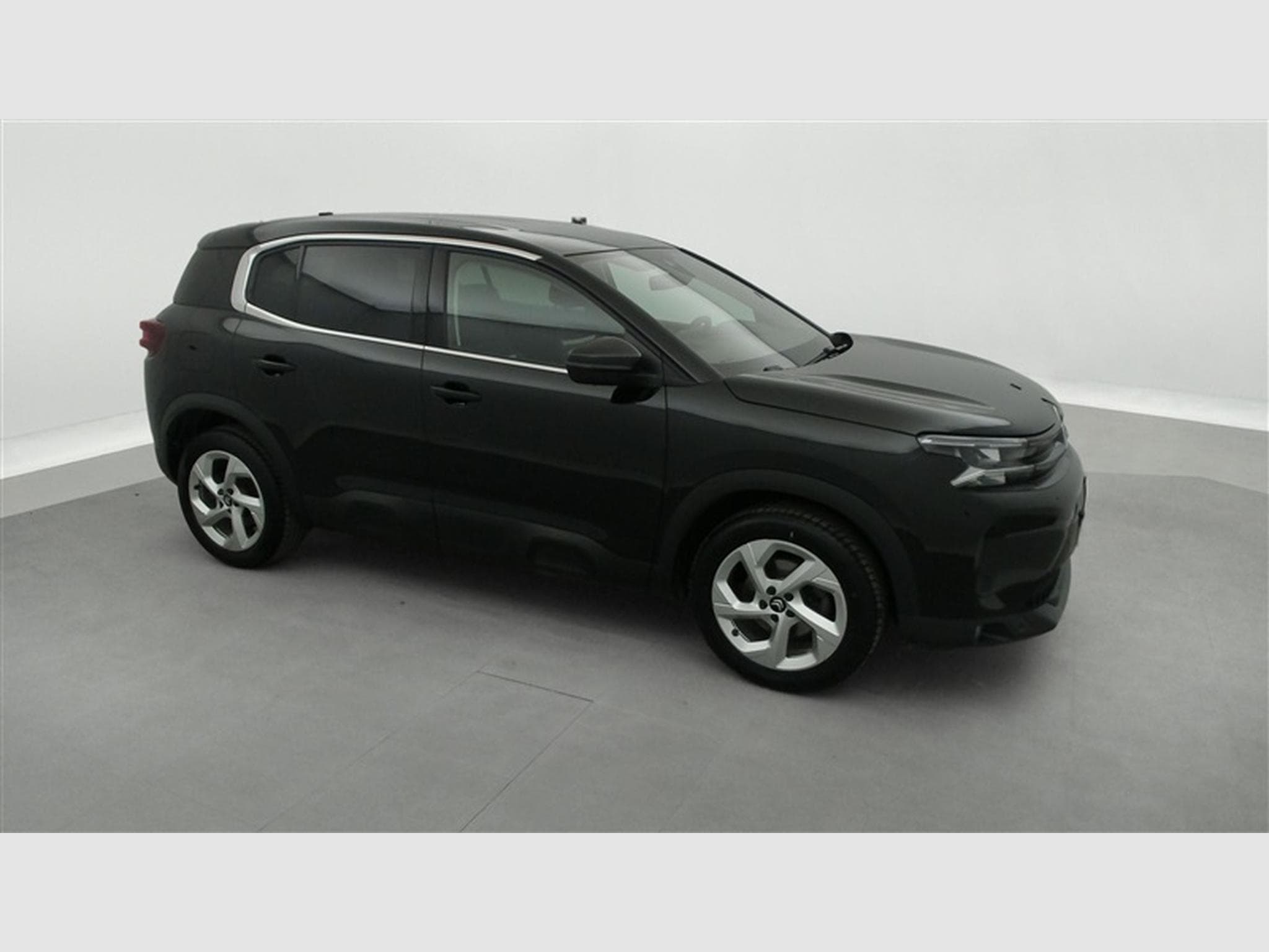 Citroen C5 Aircross 1.2 PureTech Live NAVI/FULL LED/JA18/PDC AV AR (2023) - Photo 23