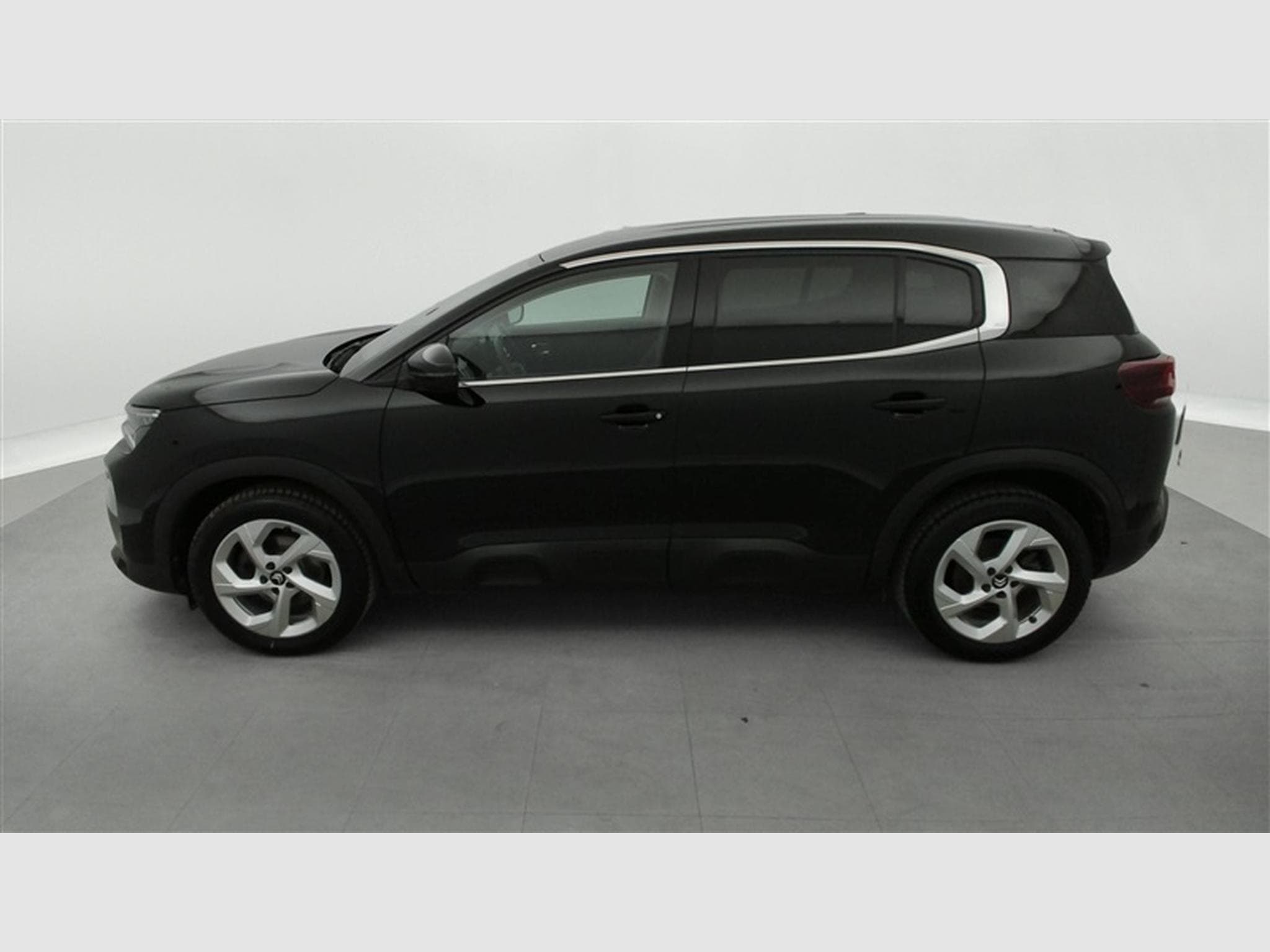 Citroen C5 Aircross 1.2 PureTech Live NAVI/FULL LED/JA18/PDC AV AR (2023) - Photo 3