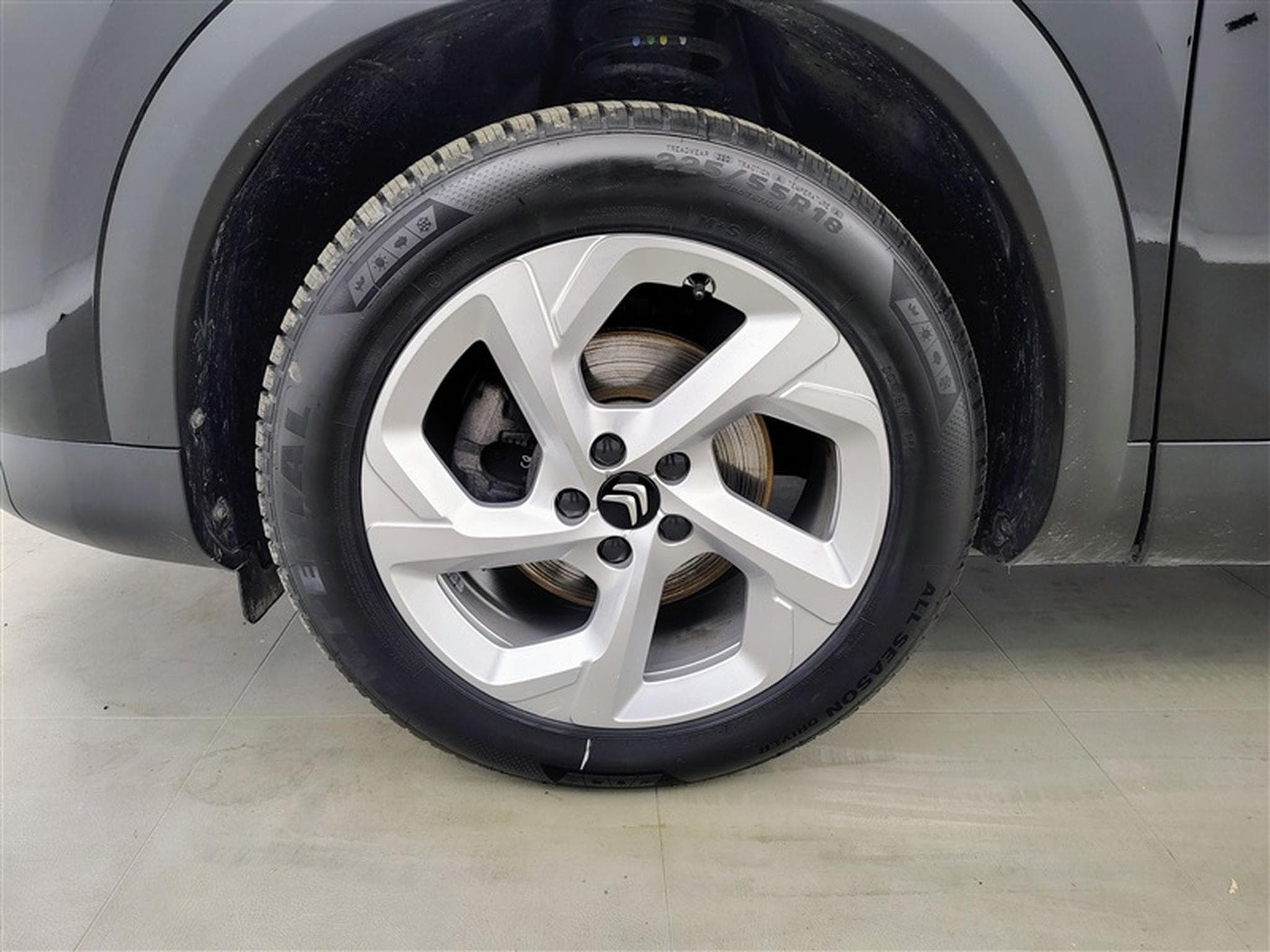 Citroen C5 Aircross 1.2 PureTech Live NAVI/FULL LED/JA18/PDC AV AR (2023) - Photo 6