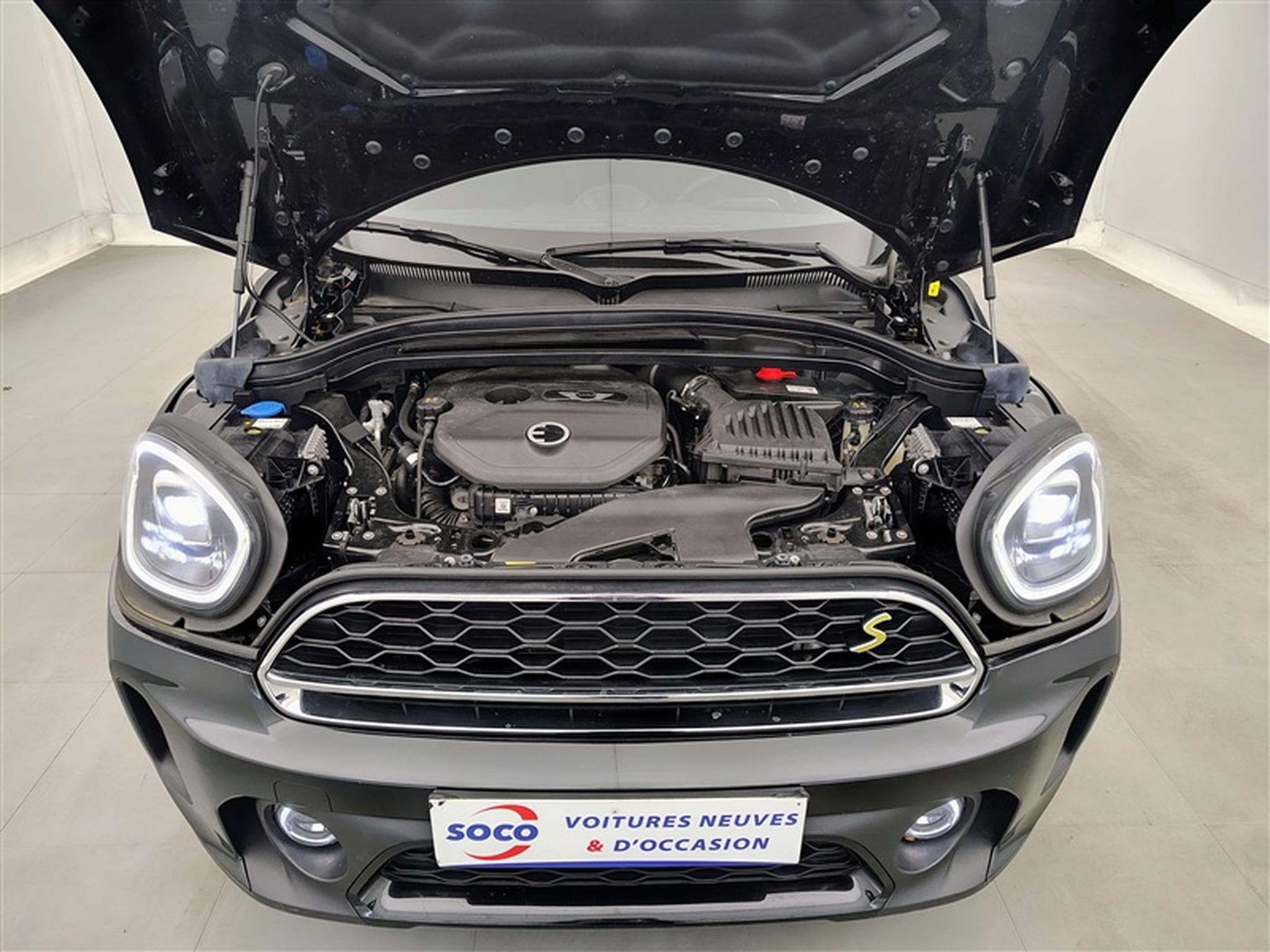 MINI Countryman 1.5A PHEV Cooper SE ALL4/NAVI/FULL LED/JA17/PDC (2023) - Photo 20