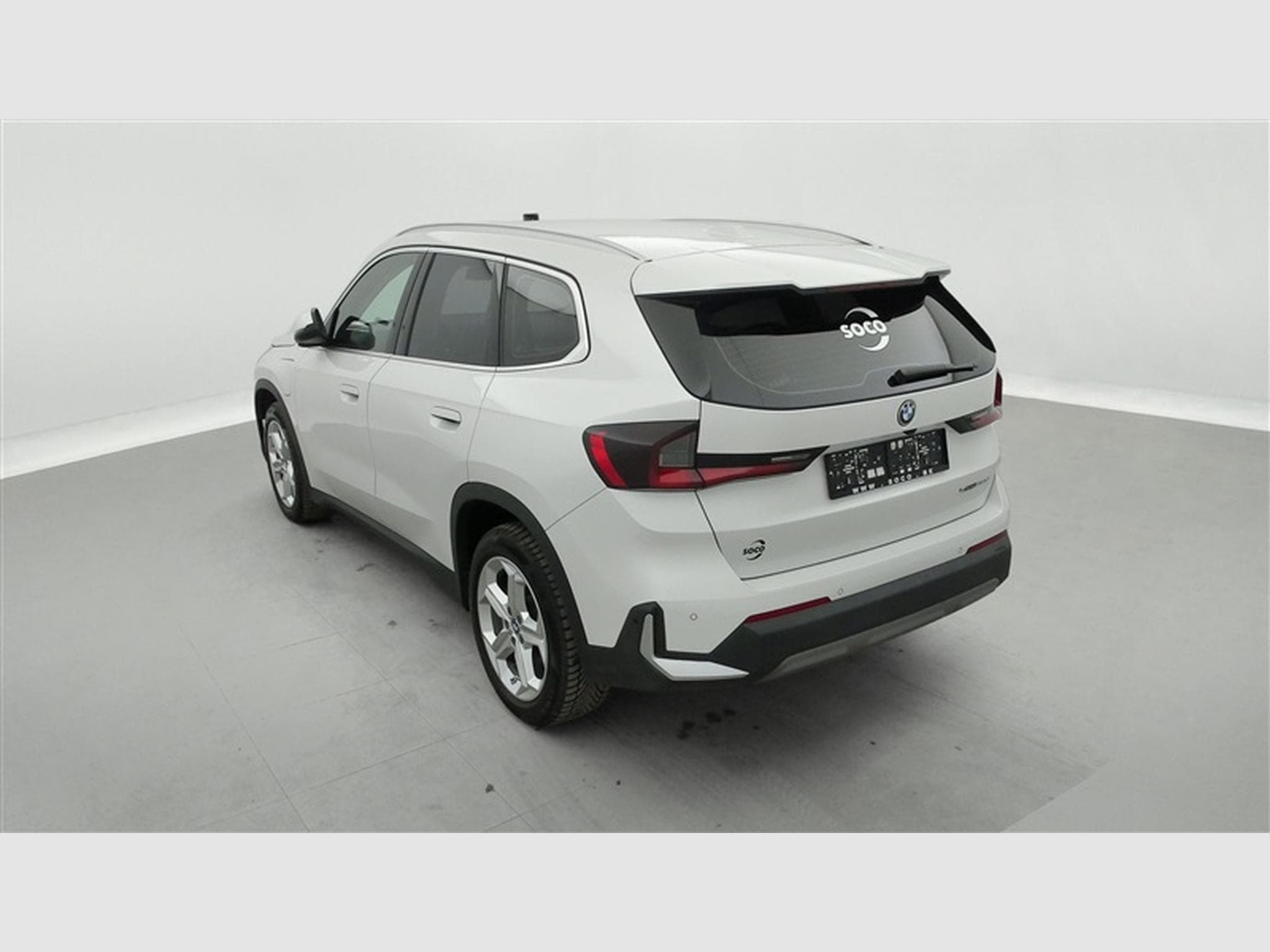 BMW X1 1.5iA PHEV 180 xDrive25e NAVI / FULL LED (2024) - Photo 2