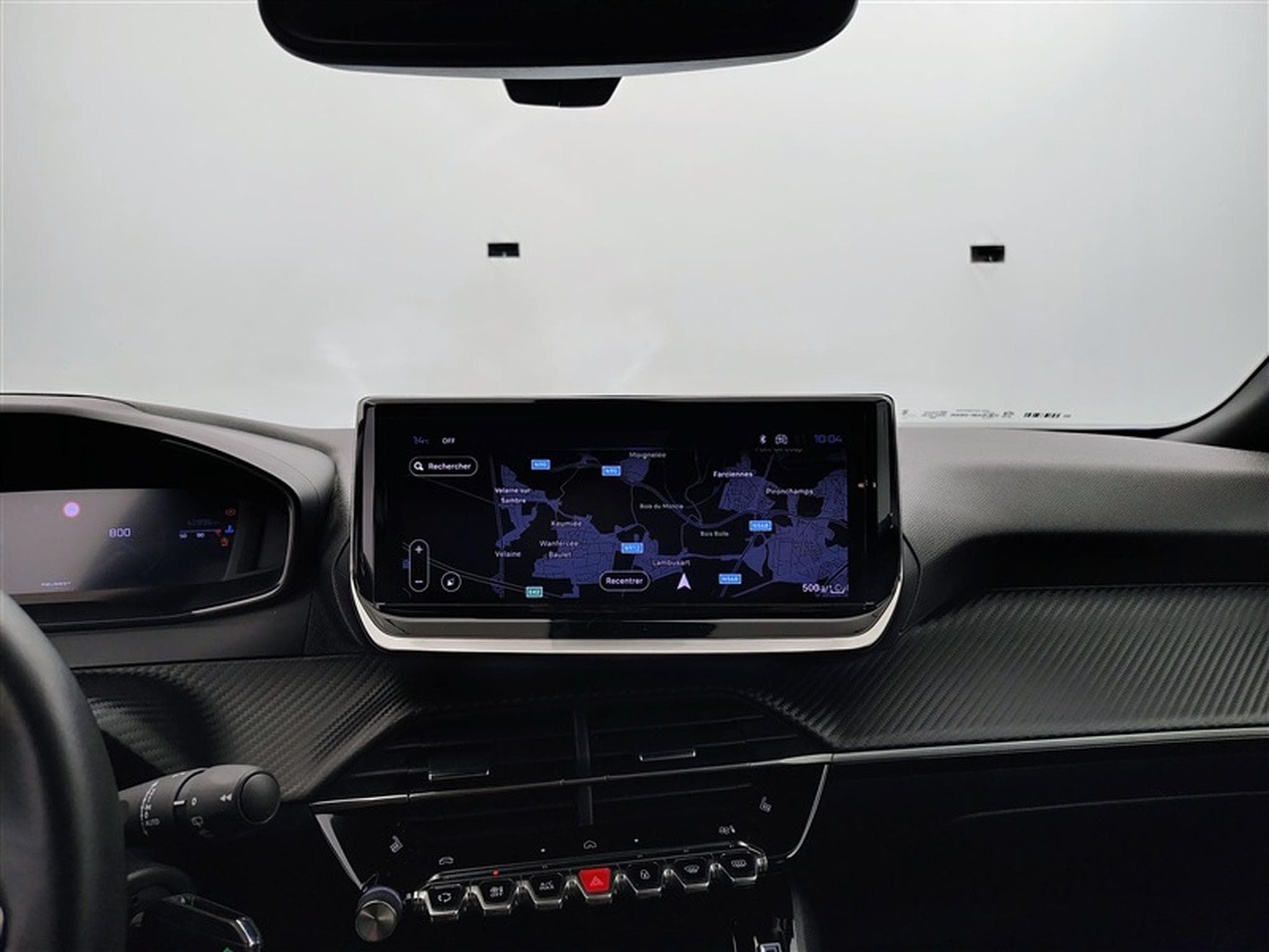 Peugeot 2008 1.2 PureTech Allure NAVI / FULL LED / CARPLAY / S-CUIR (2024) - Photo 11