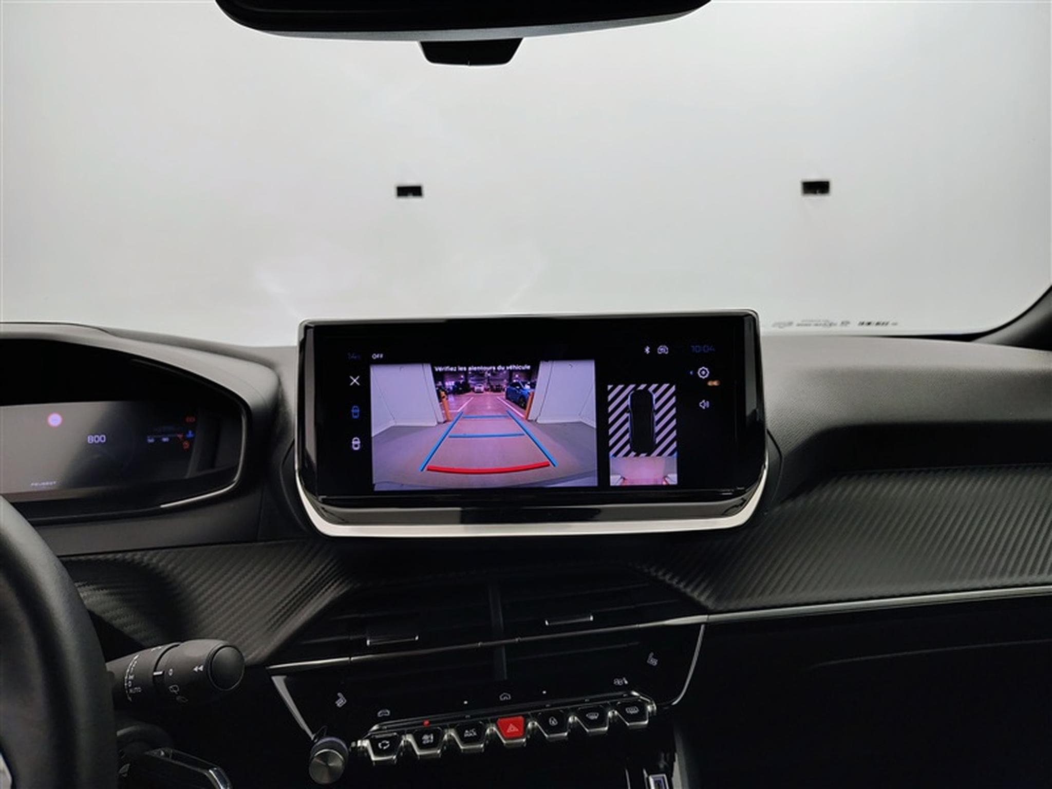 Peugeot 2008 1.2 PureTech Allure NAVI / FULL LED / CARPLAY / S-CUIR (2024) - Photo 18